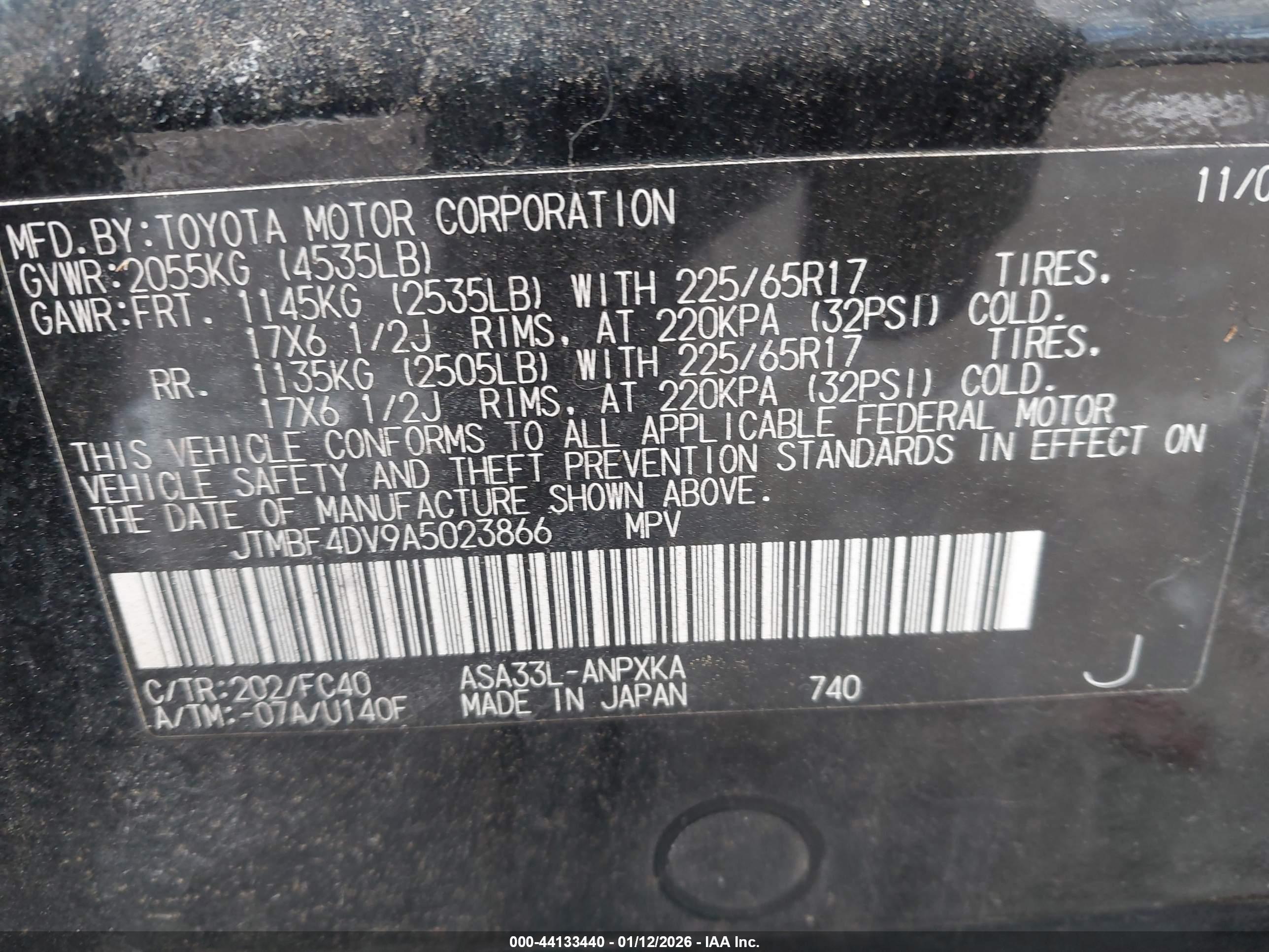 TOYOTA RAV4 image 9