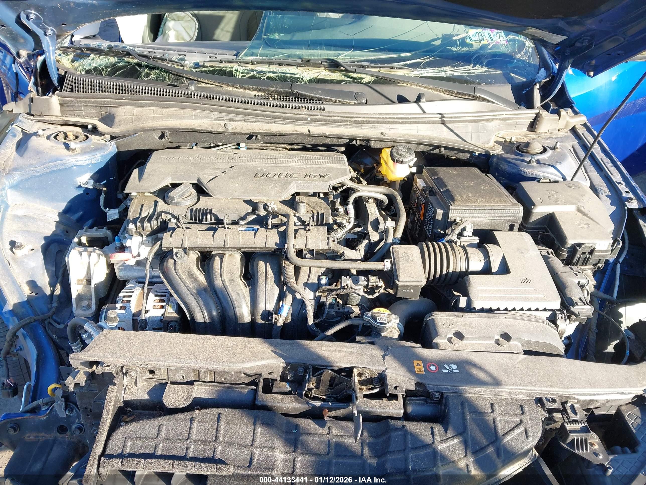 HYUNDAI ELANTRA image 10