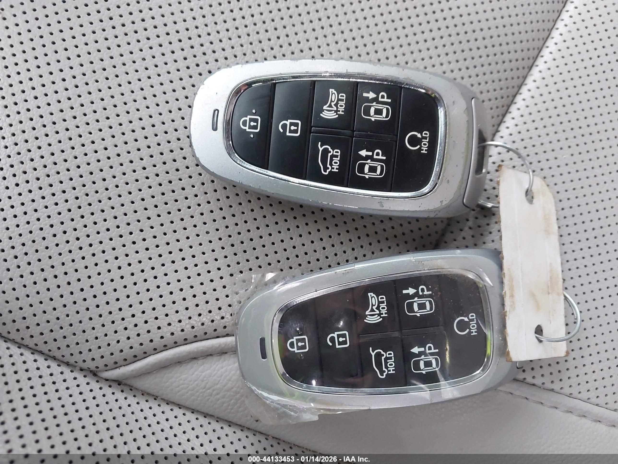 HYUNDAI TUCSON image 11
