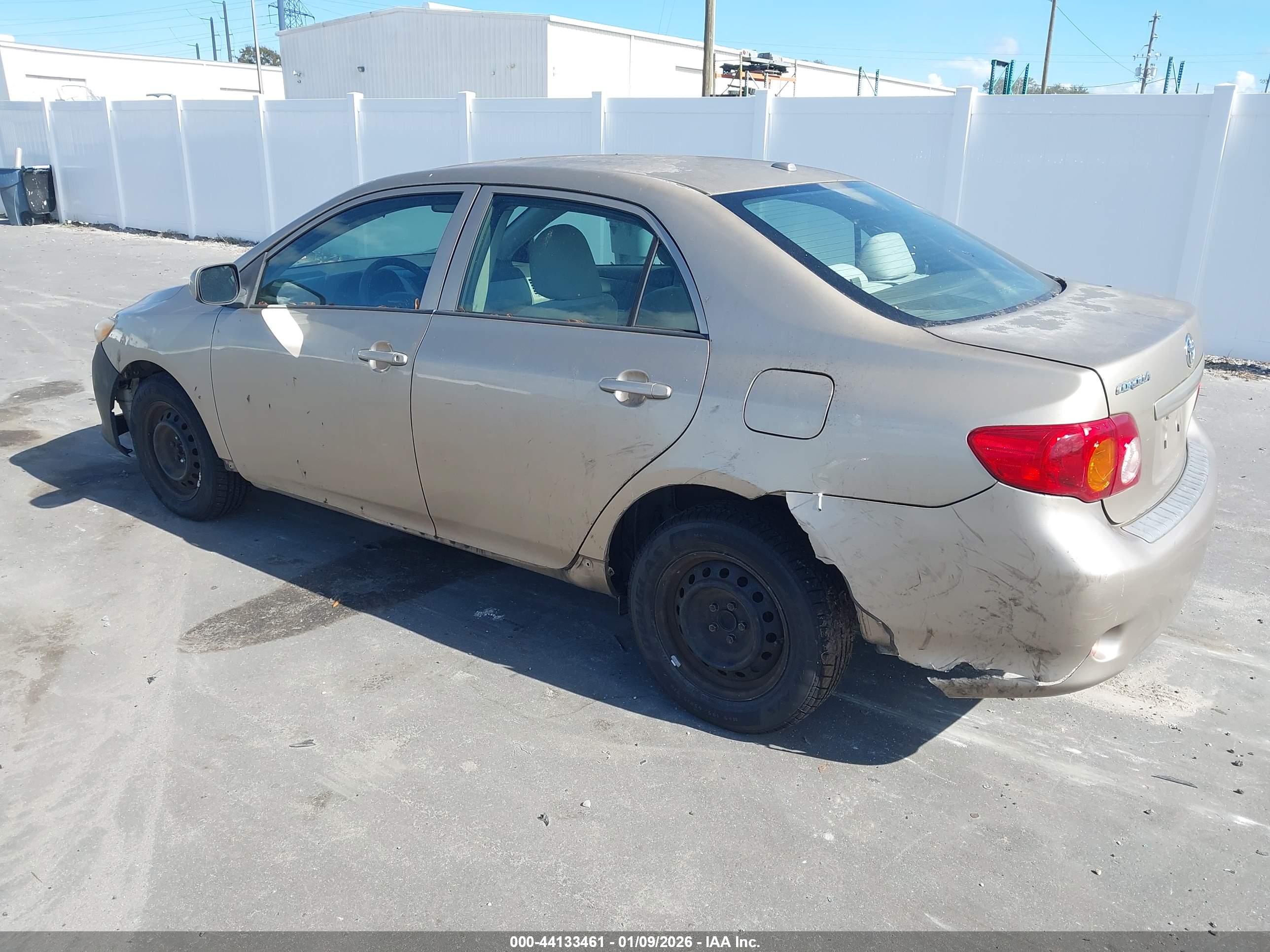 TOYOTA COROLLA image 3
