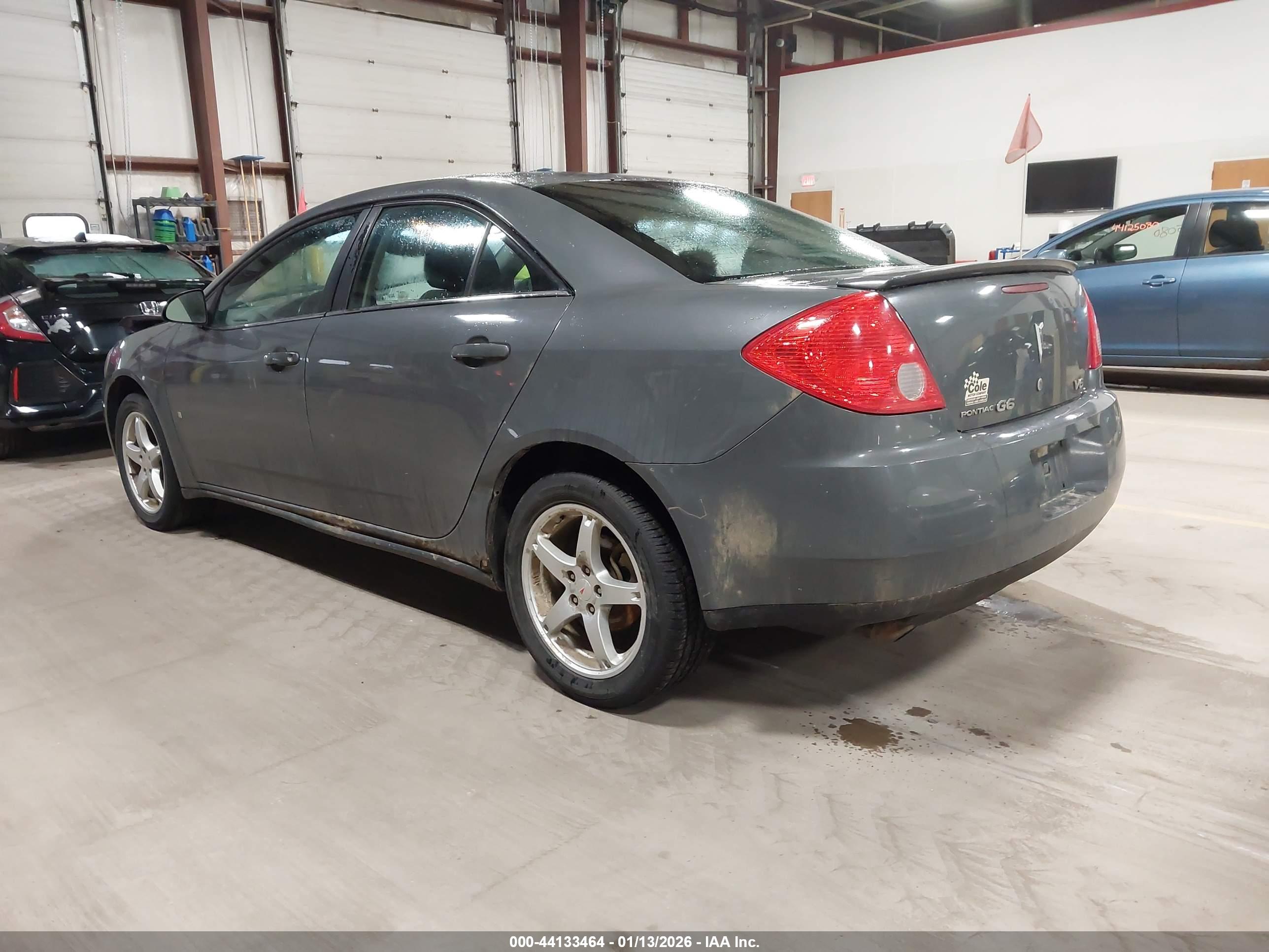 PONTIAC G6 image 3