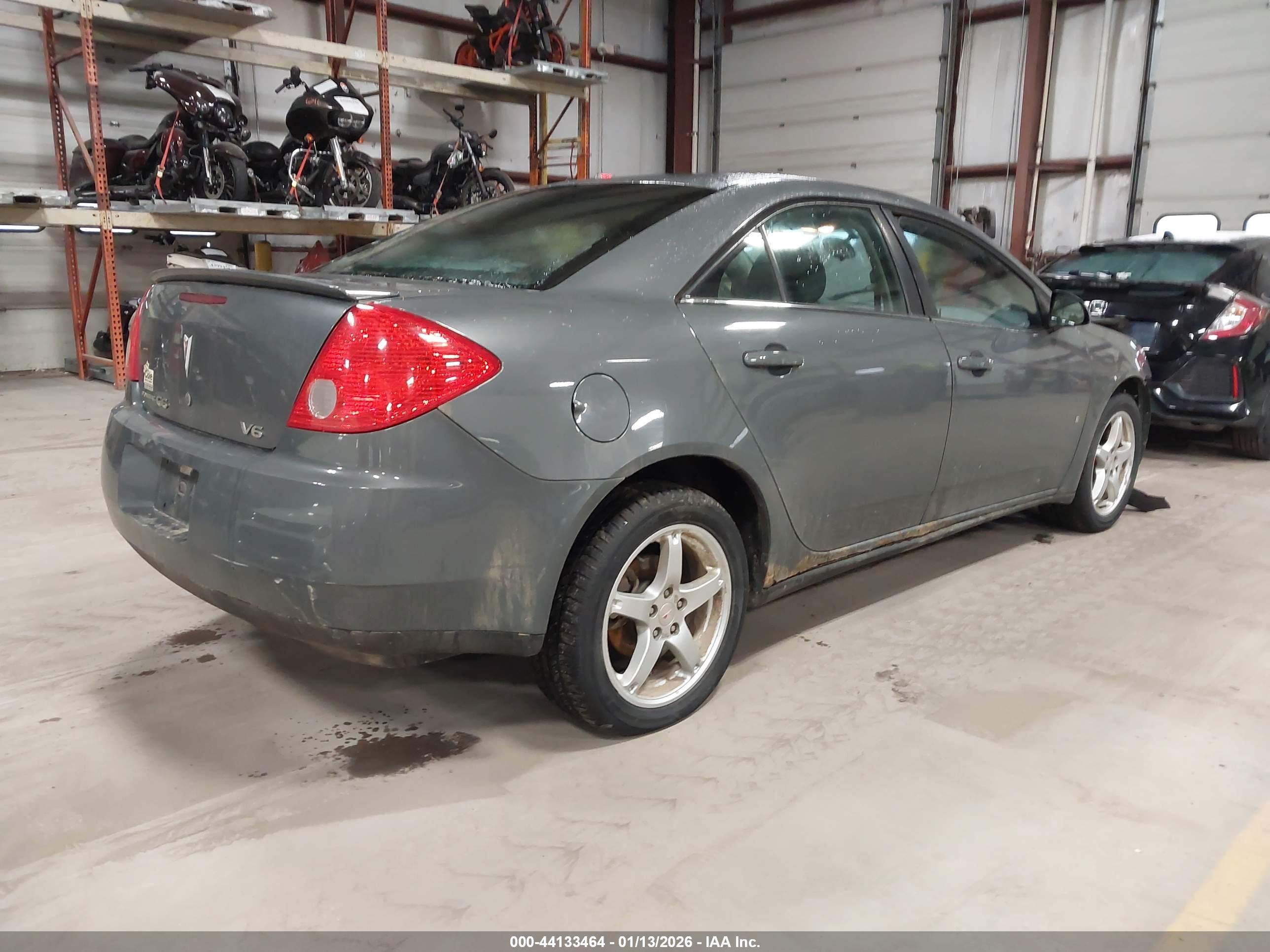 PONTIAC G6 image 4