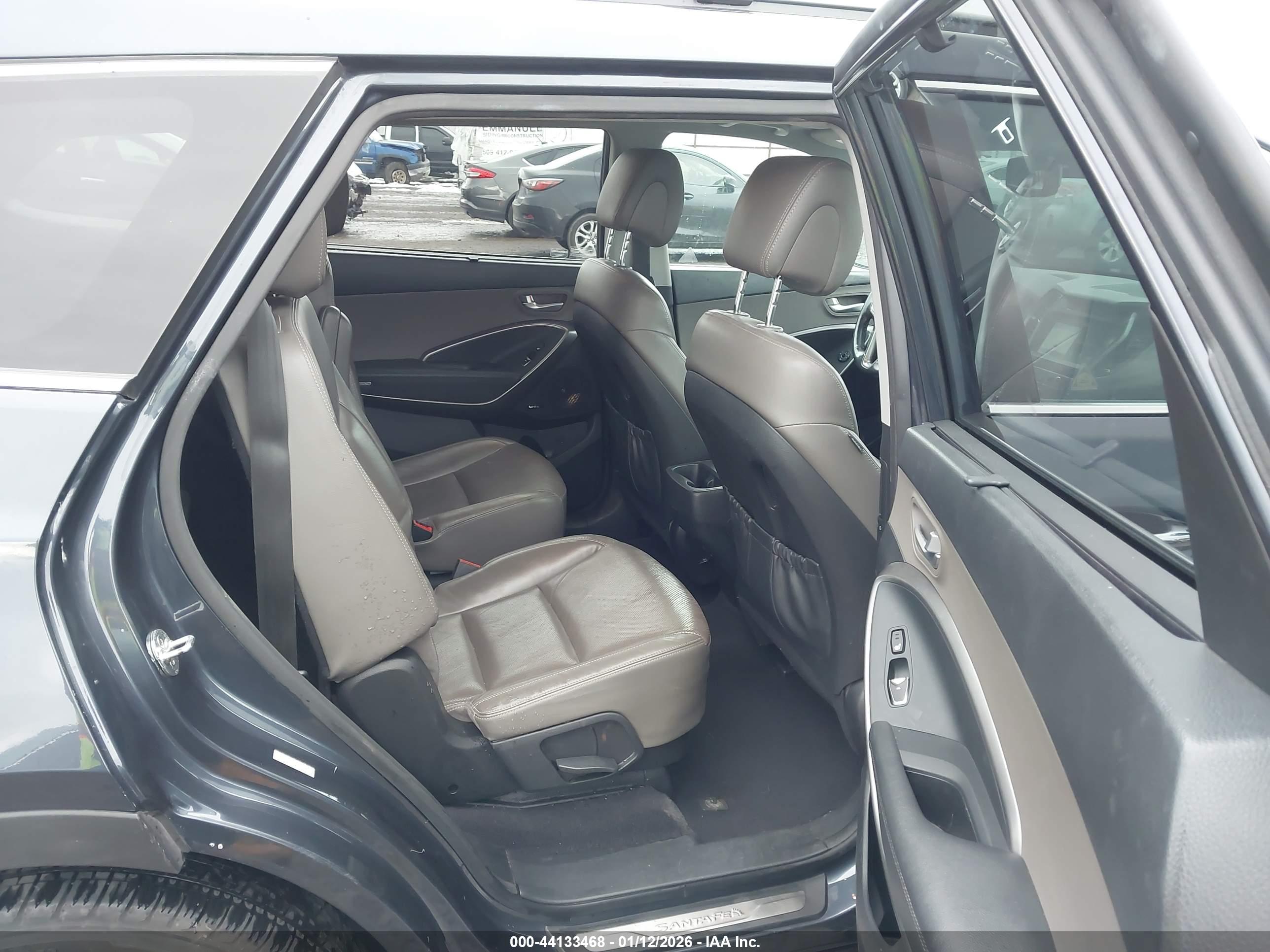 HYUNDAI SANTA image 8