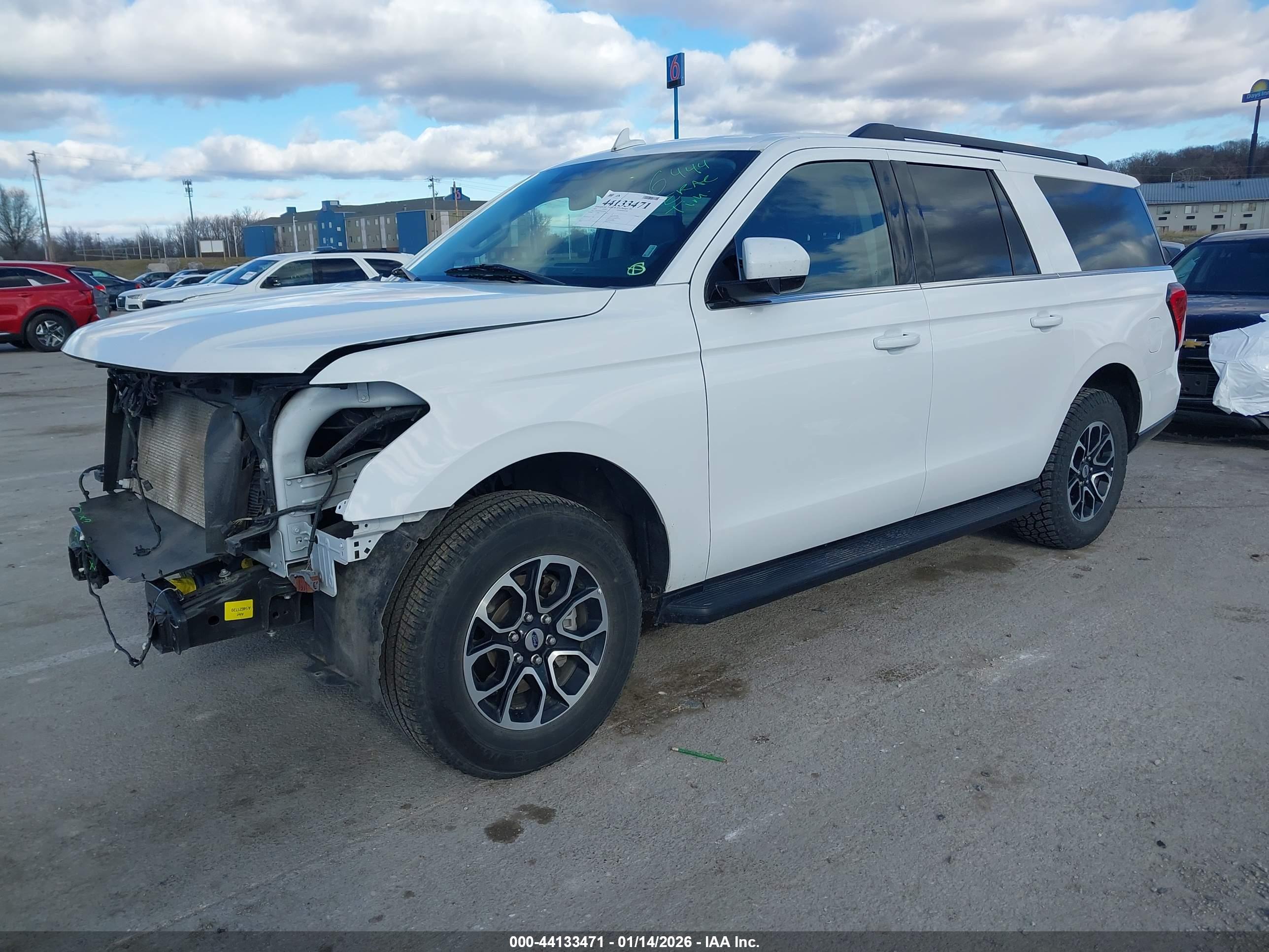 FORD EXPEDITION image 2