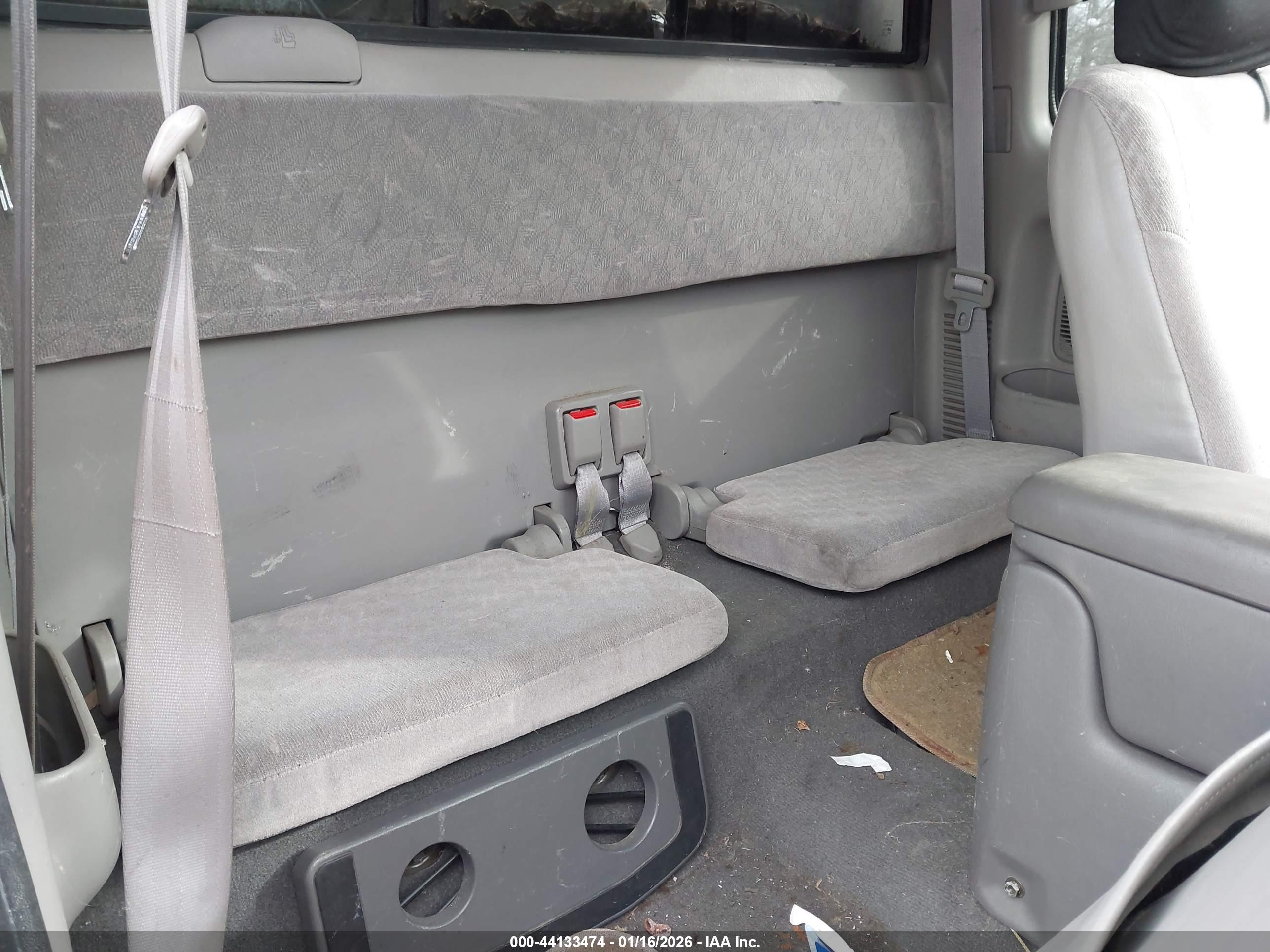 TOYOTA TACOMA image 8