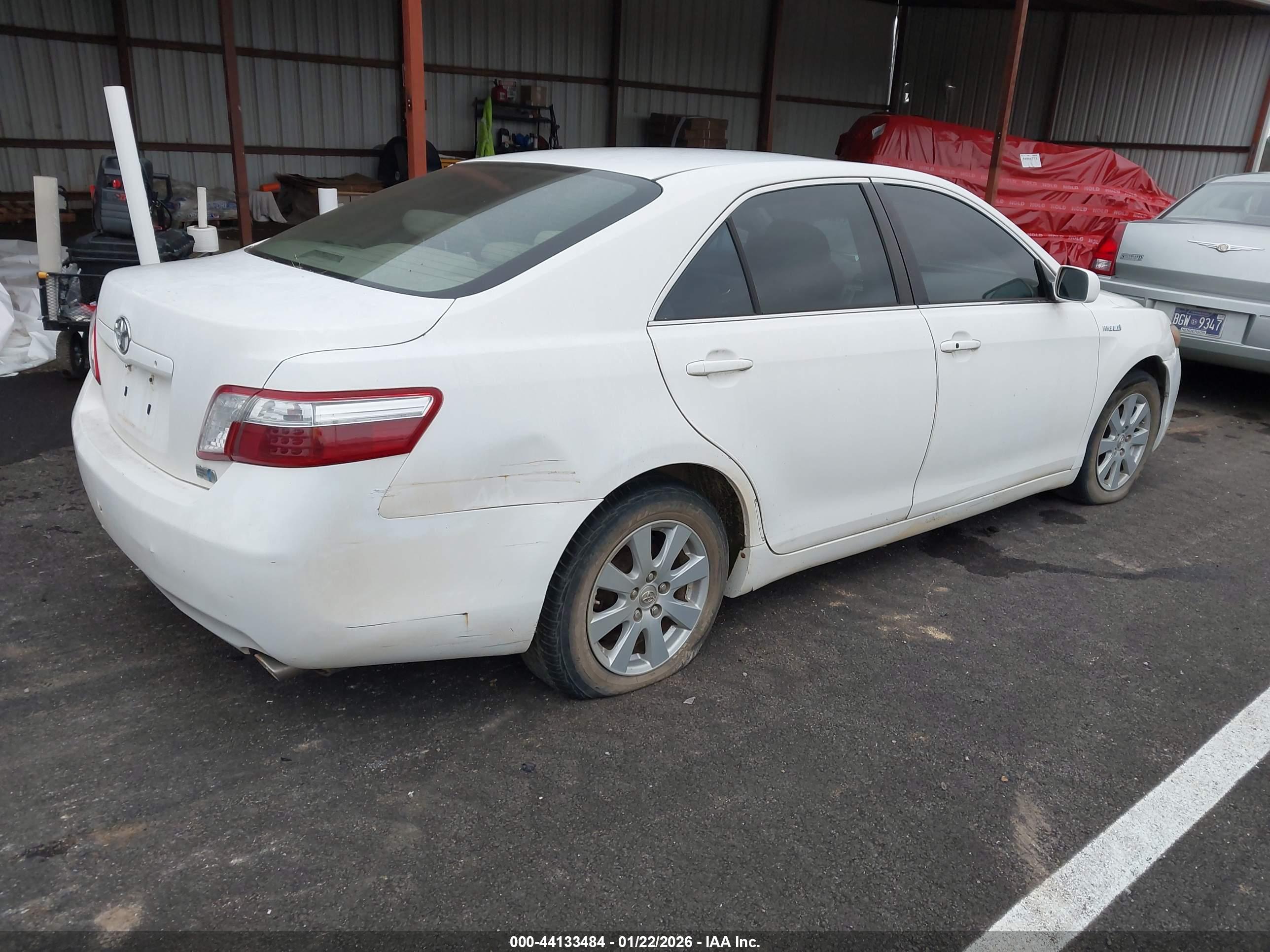 TOYOTA CAMRY image 4