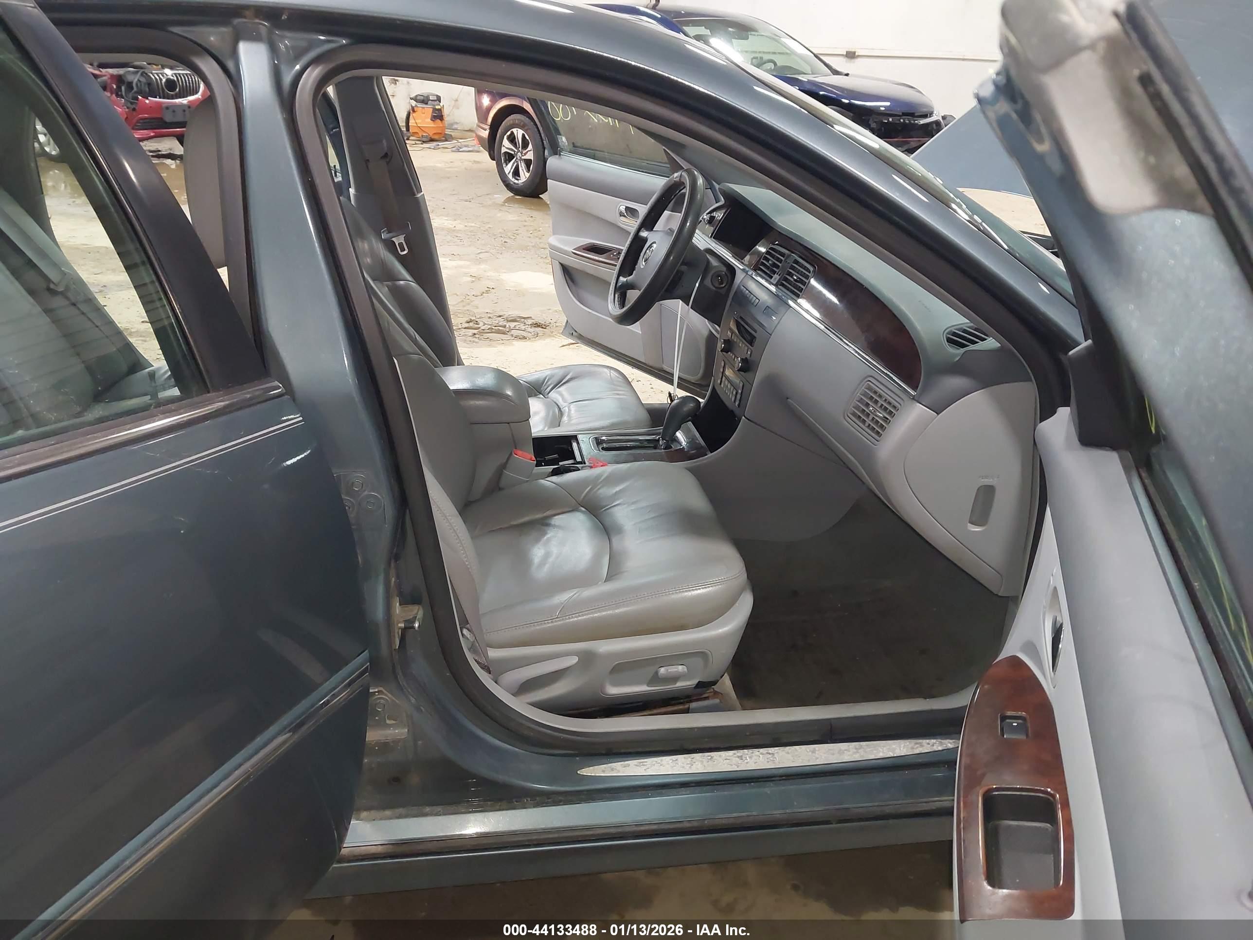 BUICK LACROSSE image 5