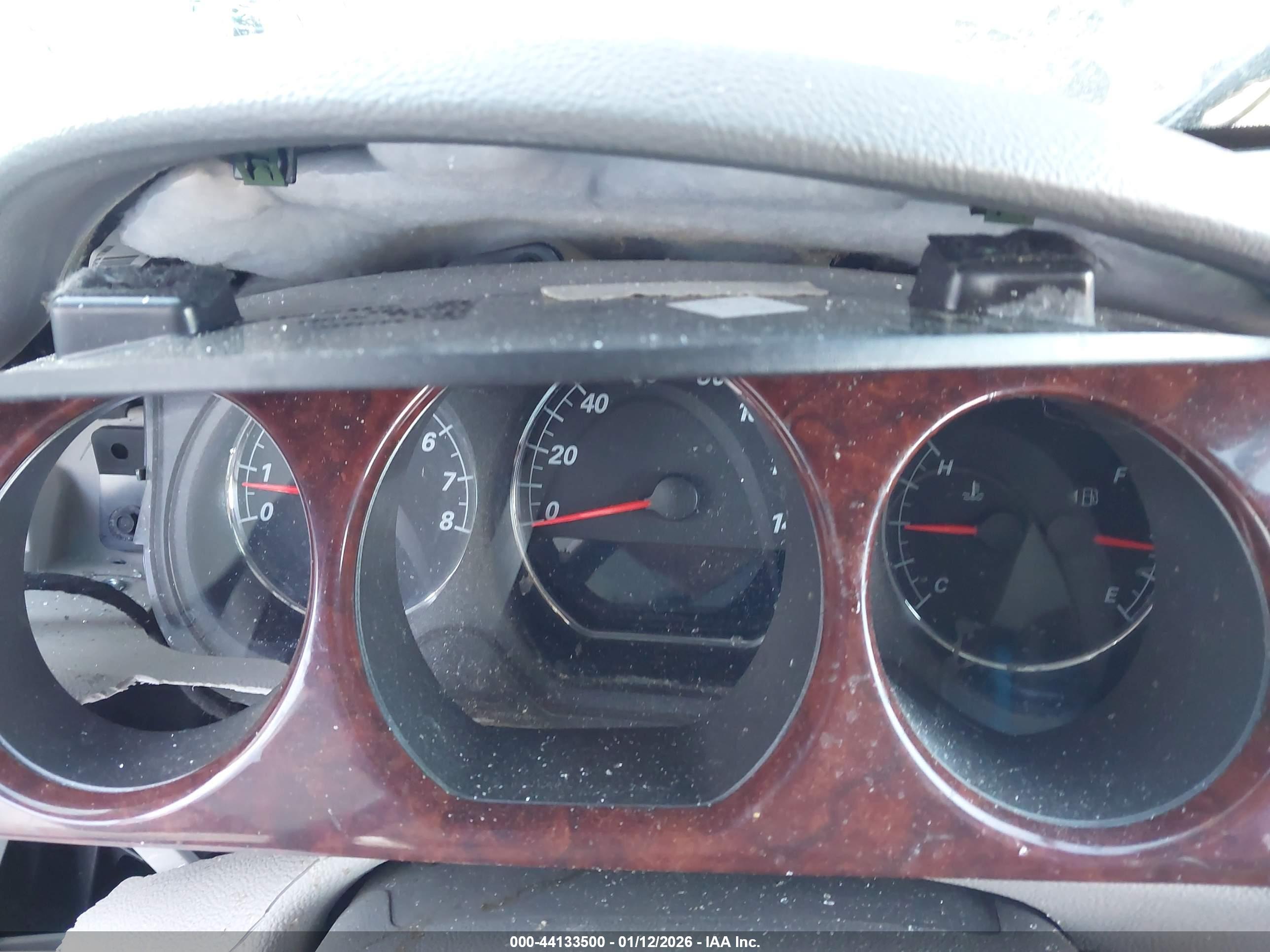 BUICK LUCERNE image 7