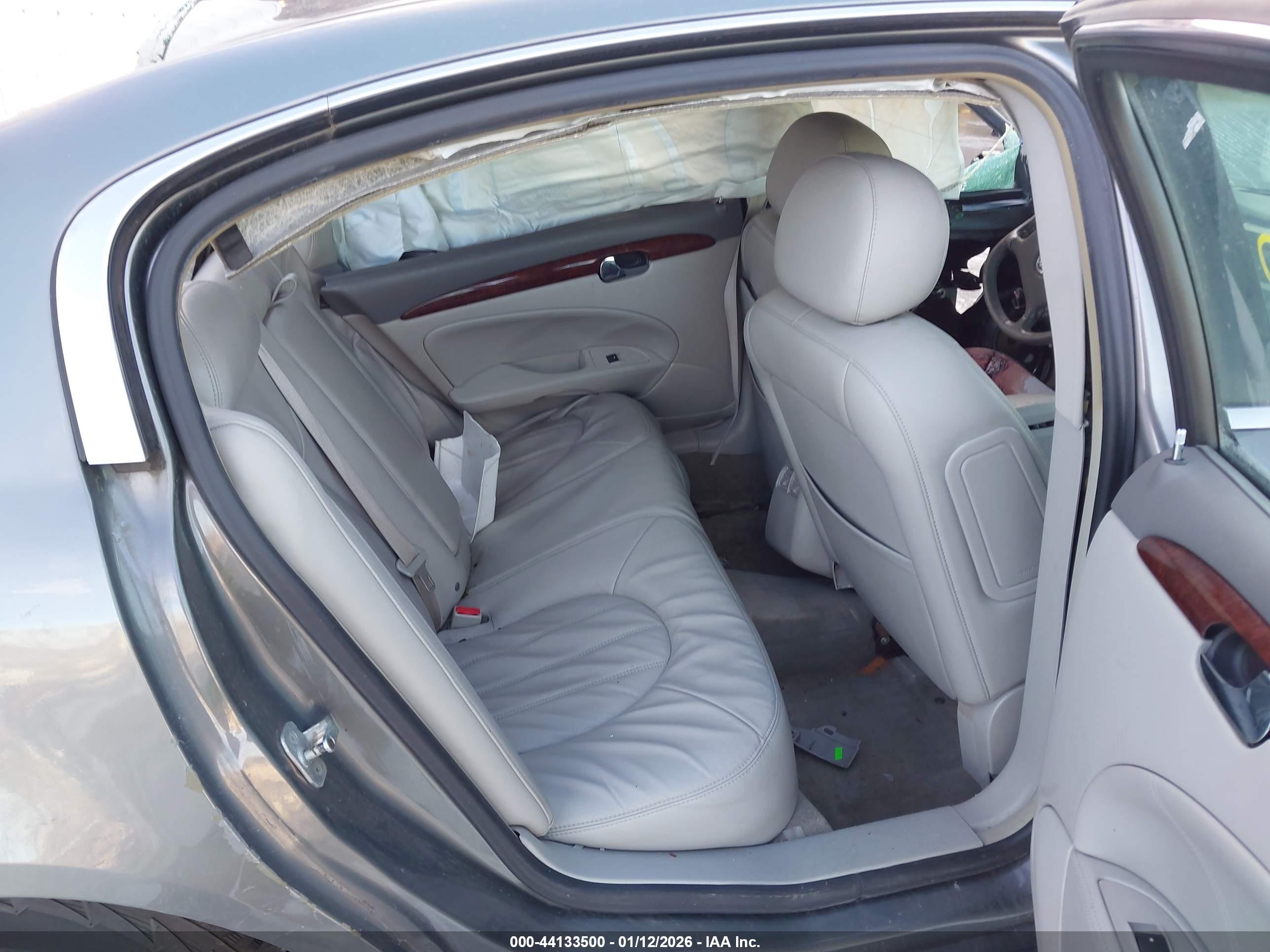 BUICK LUCERNE image 8