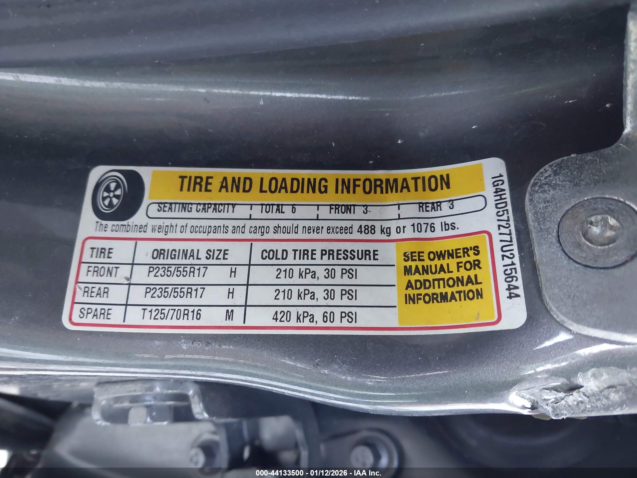 BUICK LUCERNE image 9