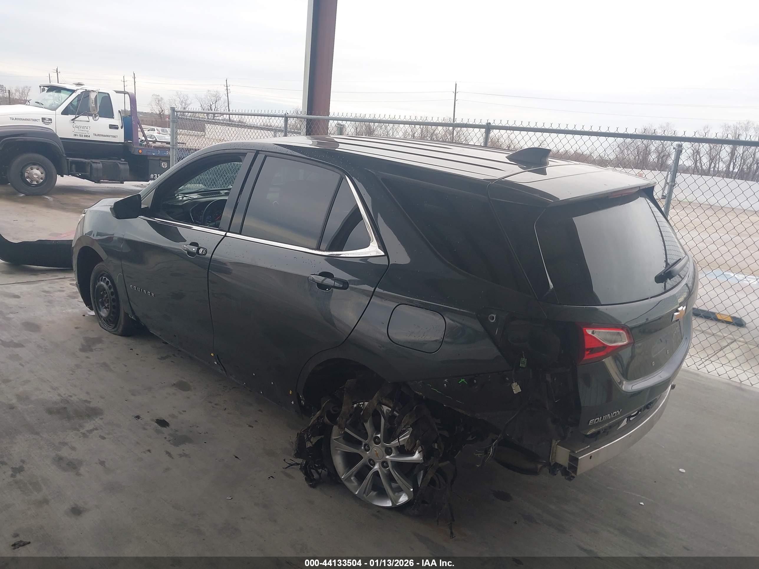 CHEVROLET EQUINOX image 3