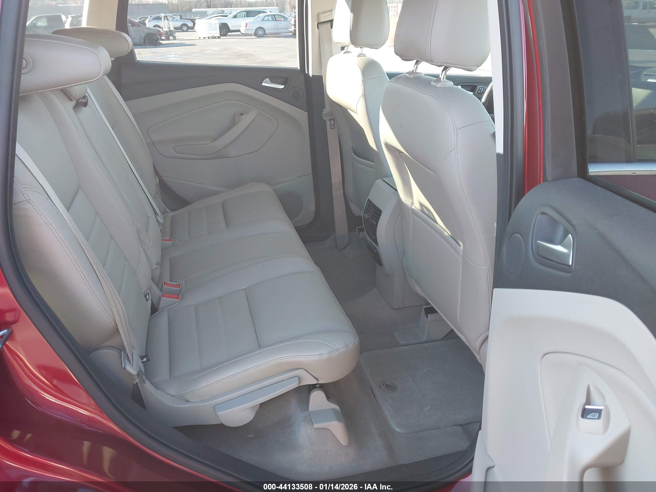 FORD ESCAPE image 8