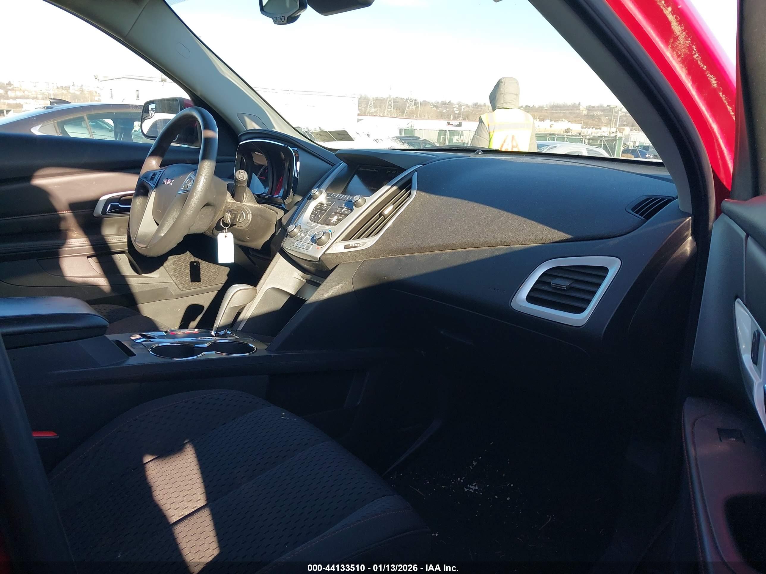 GMC TERRAIN image 5