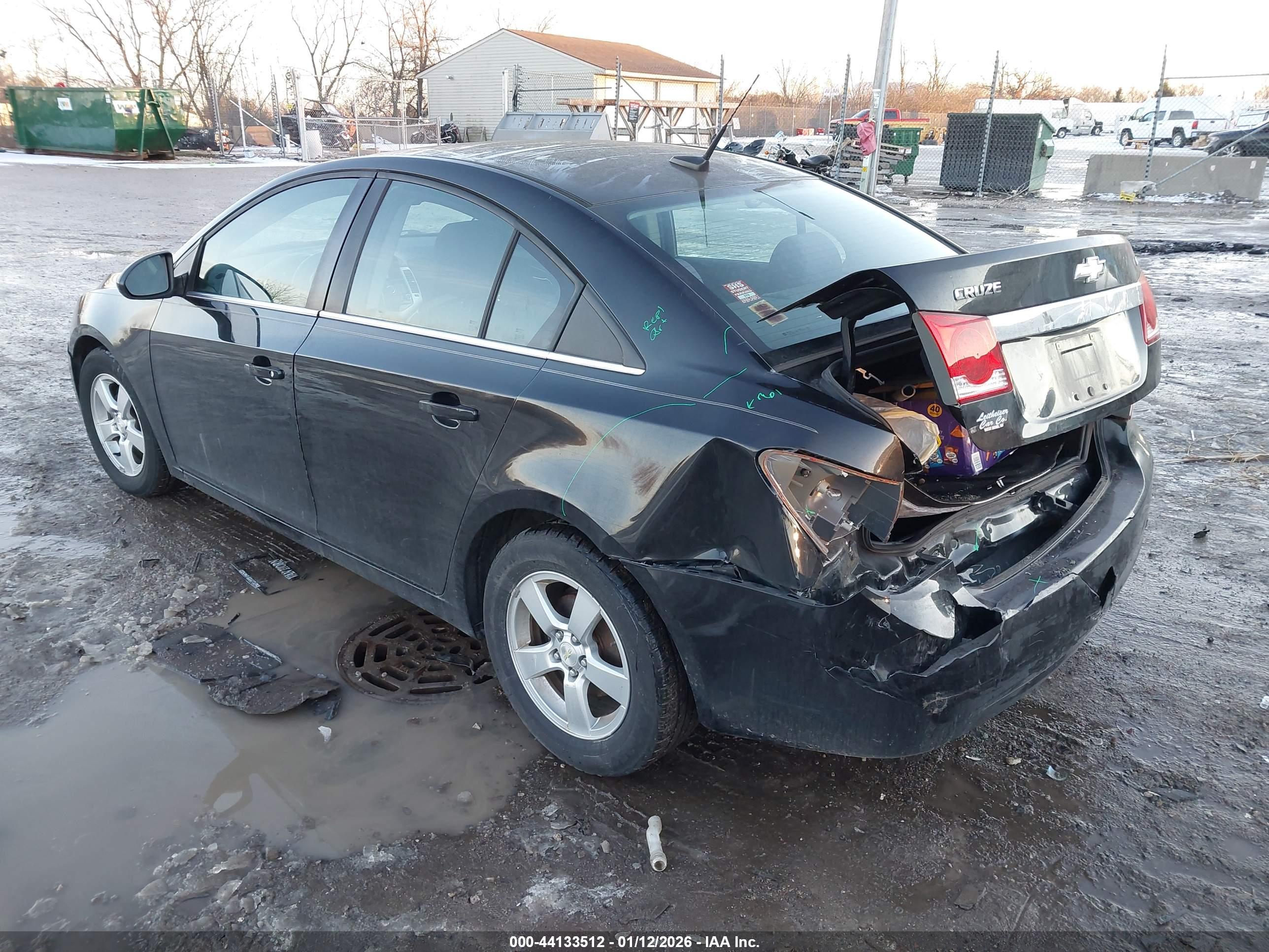 CHEVROLET CRUZE image 3