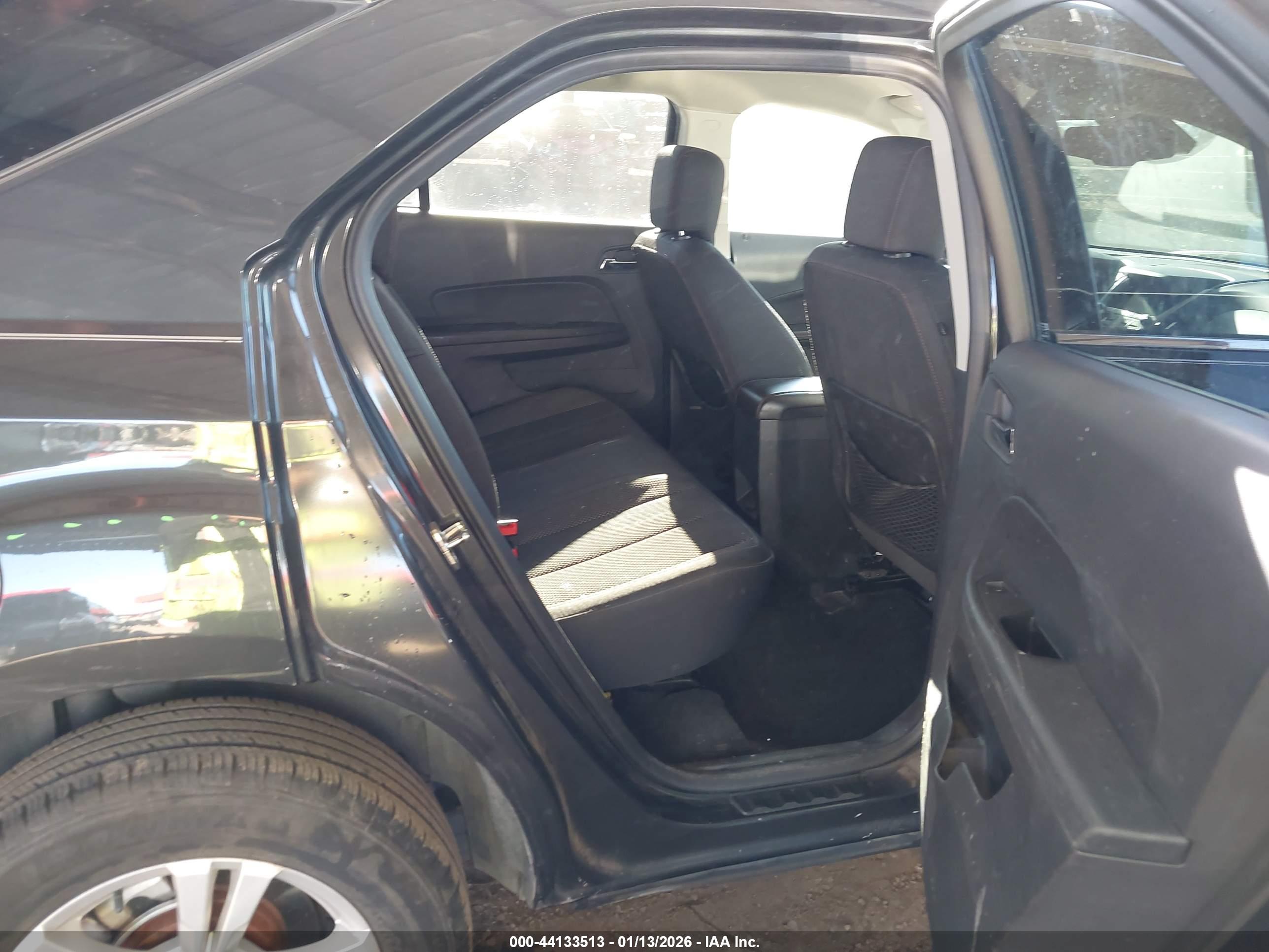 CHEVROLET EQUINOX image 8