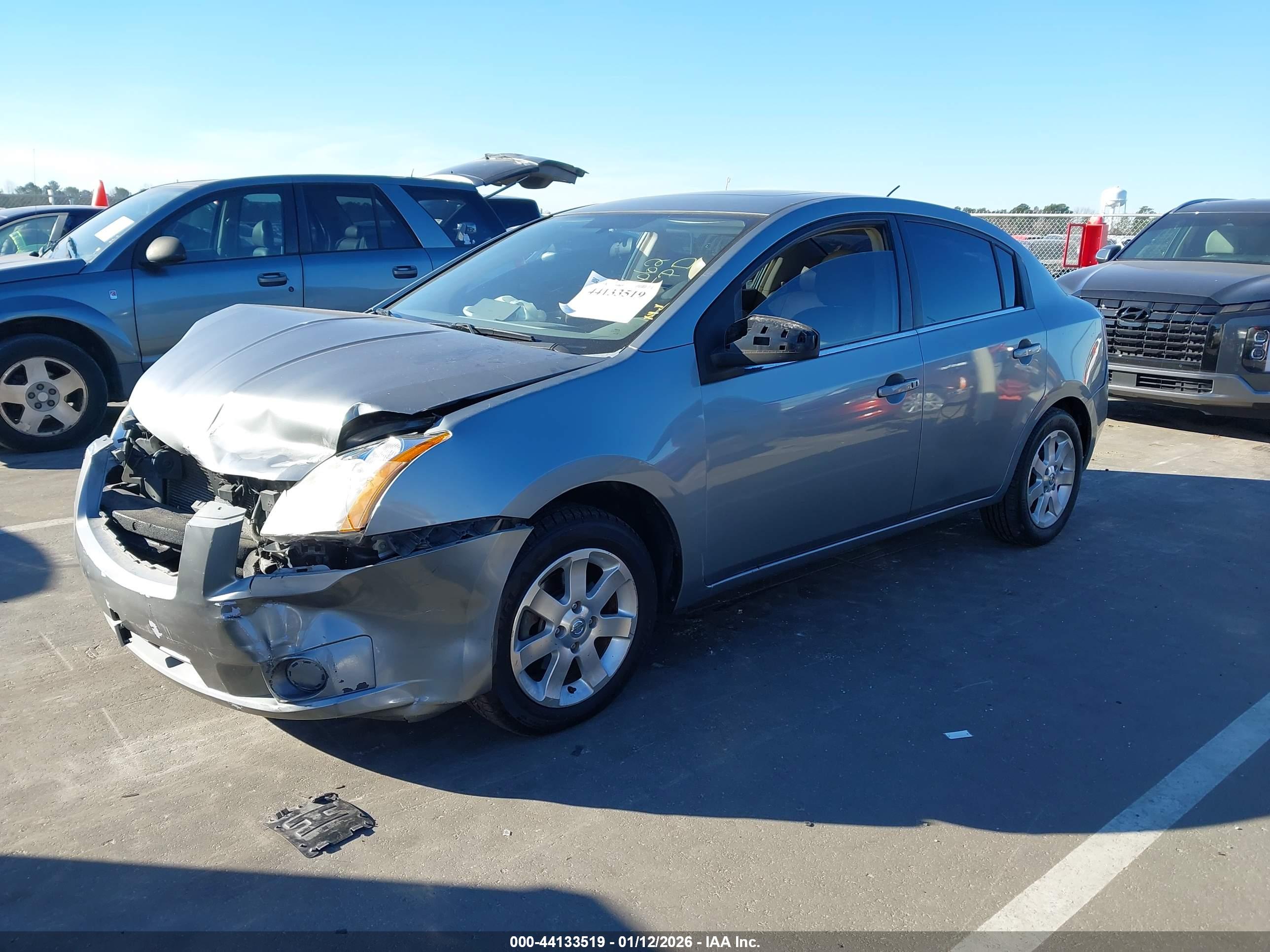 NISSAN SENTRA image 2