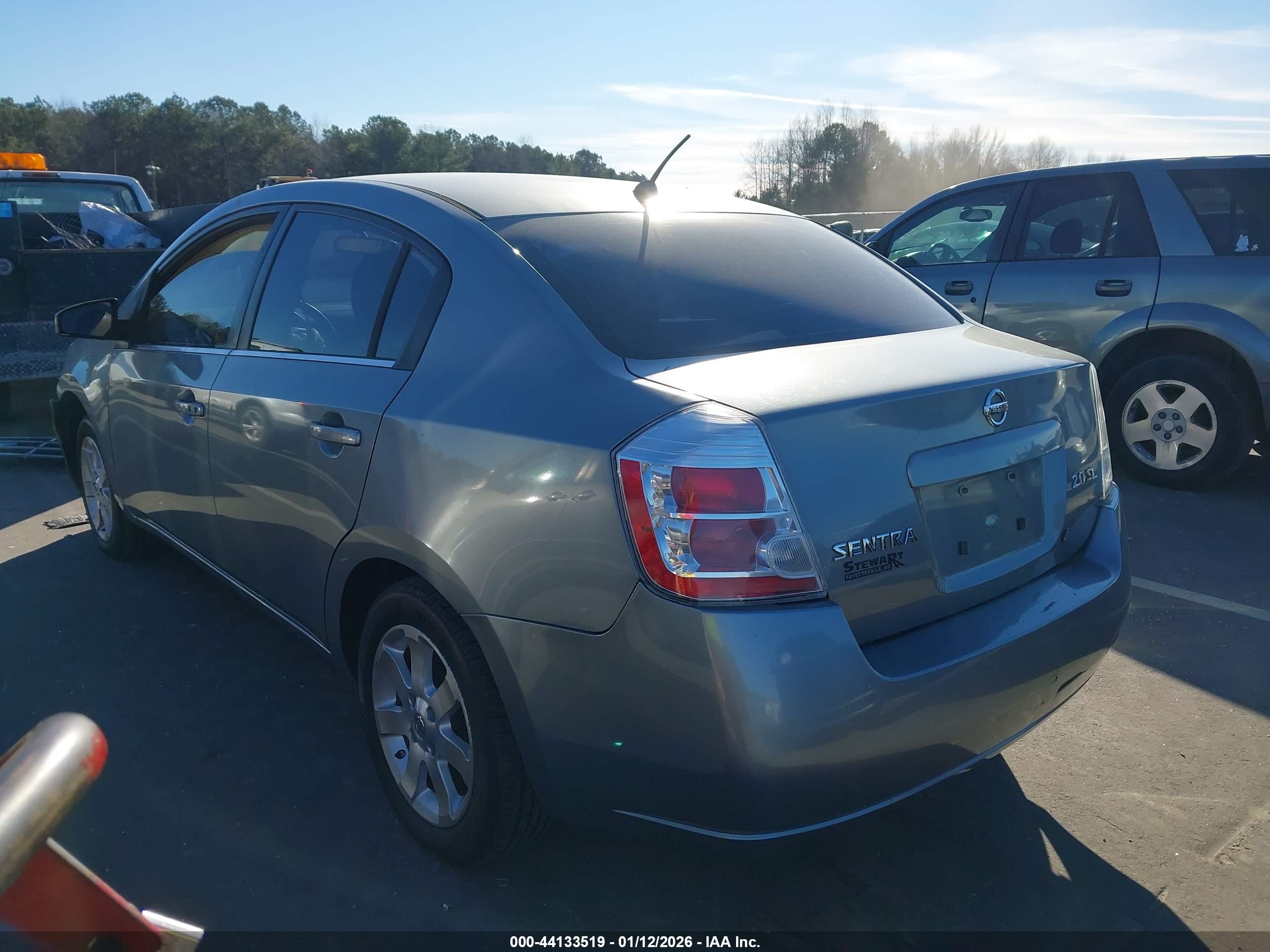 NISSAN SENTRA image 3