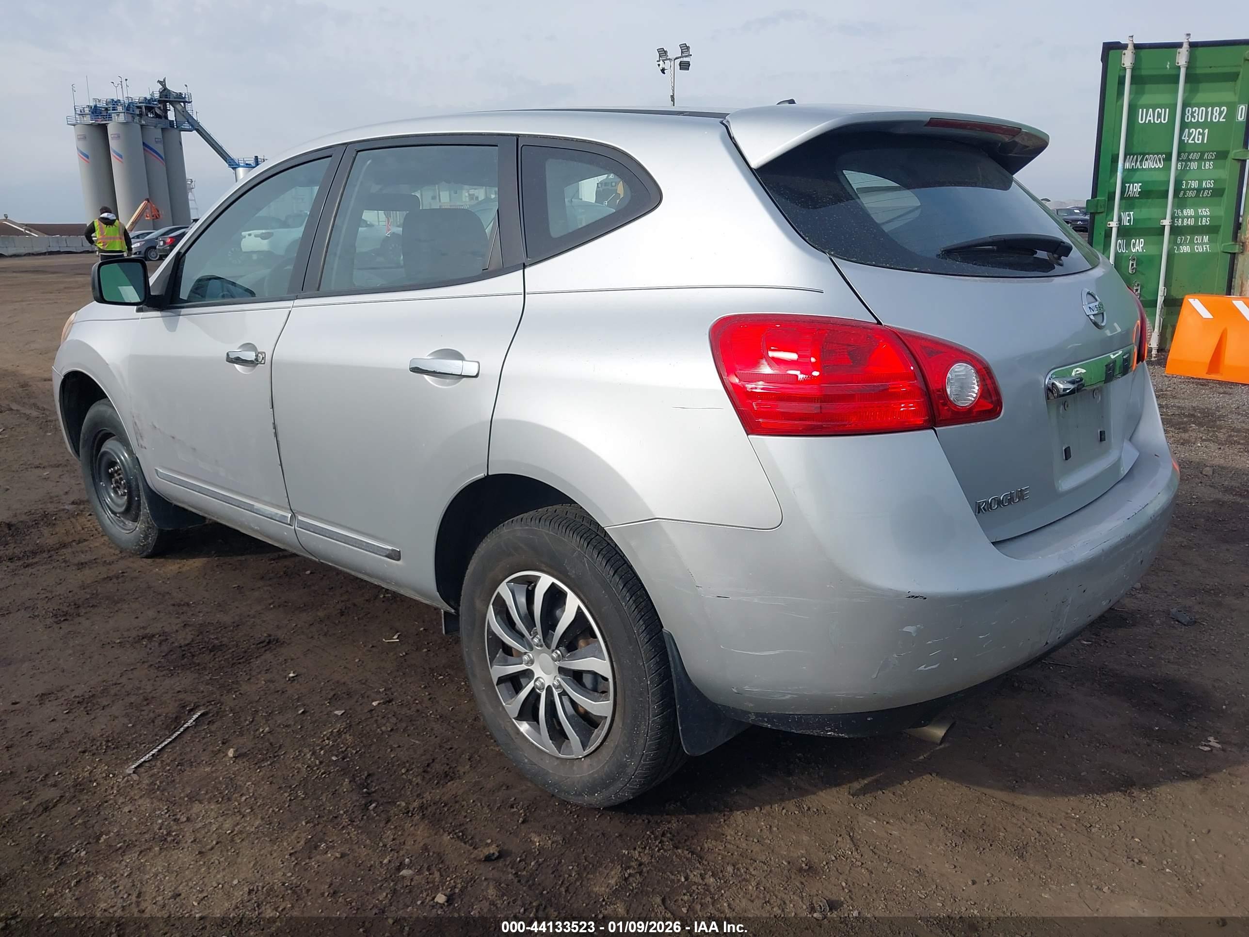 NISSAN ROGUE image 3