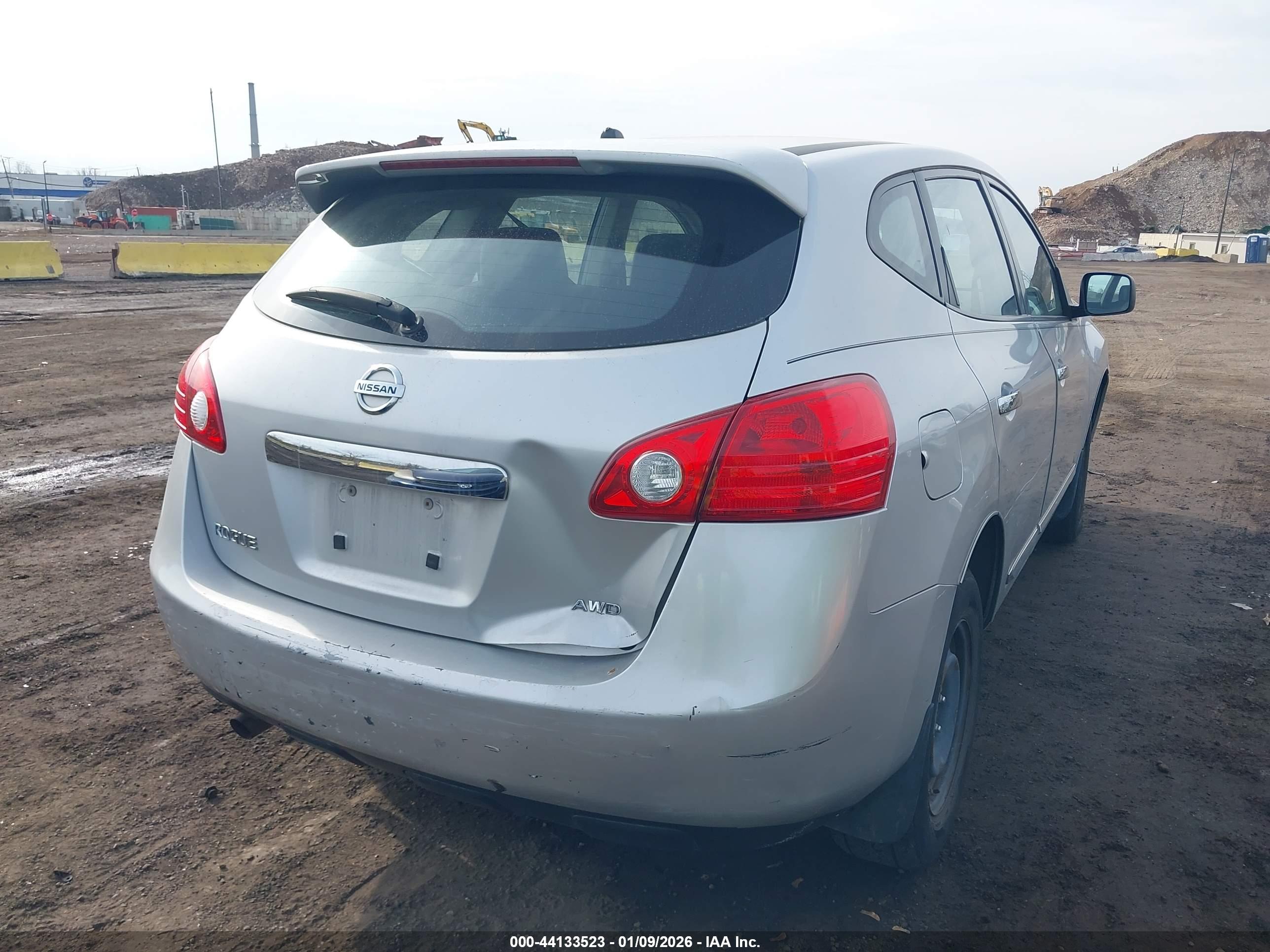 NISSAN ROGUE image 6