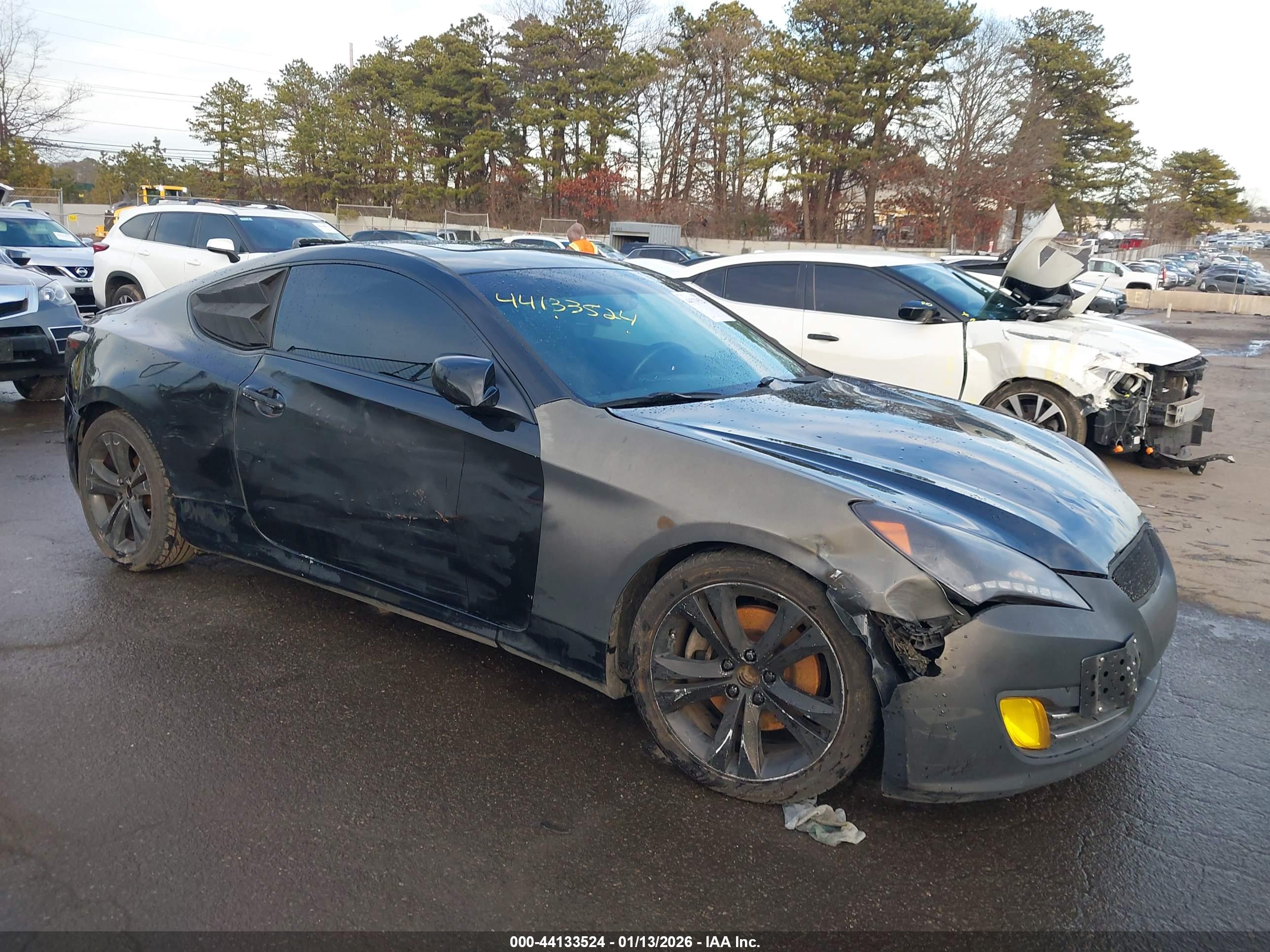 HYUNDAI GENESIS image 6