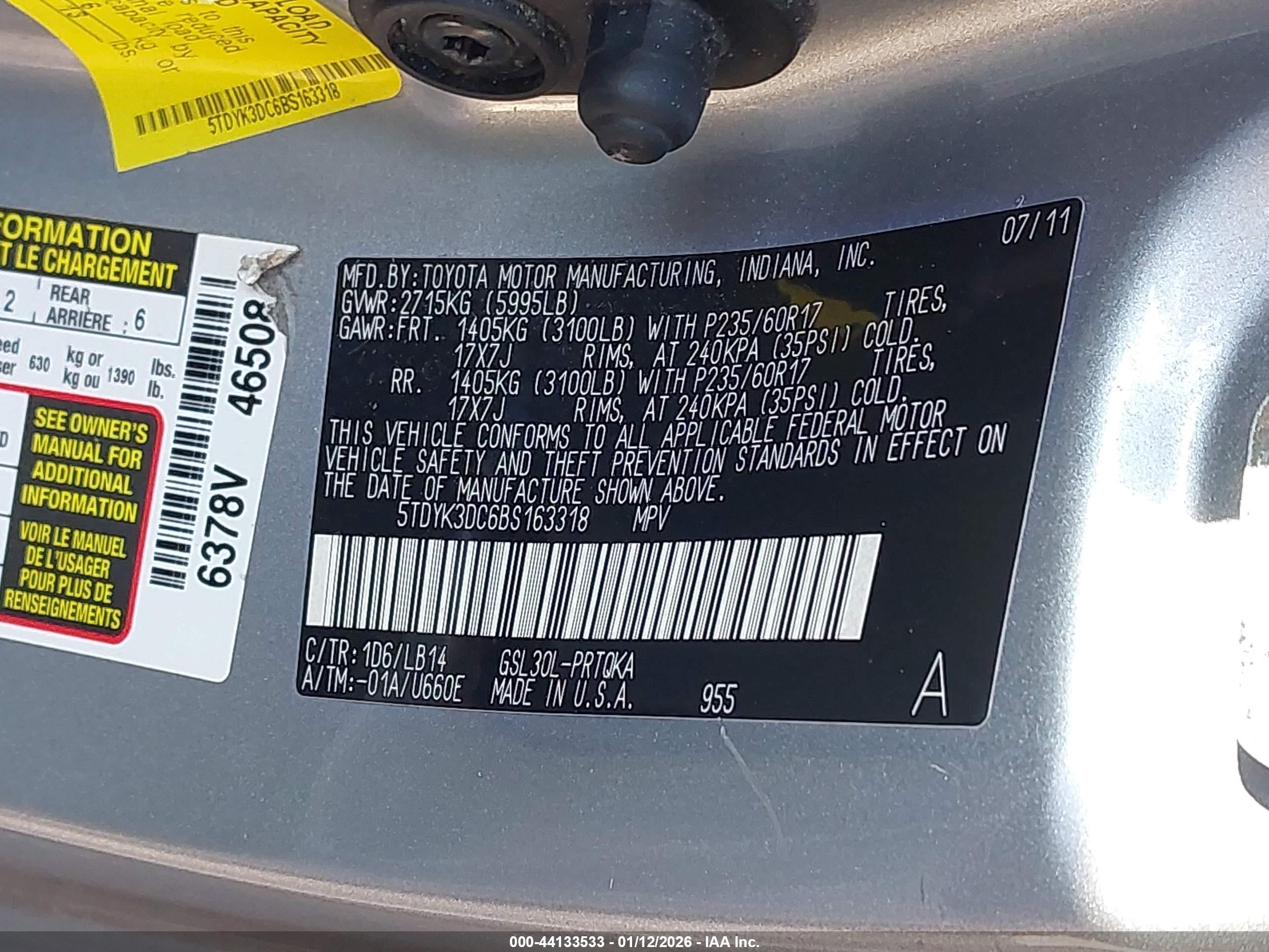 TOYOTA SIENNA image 9