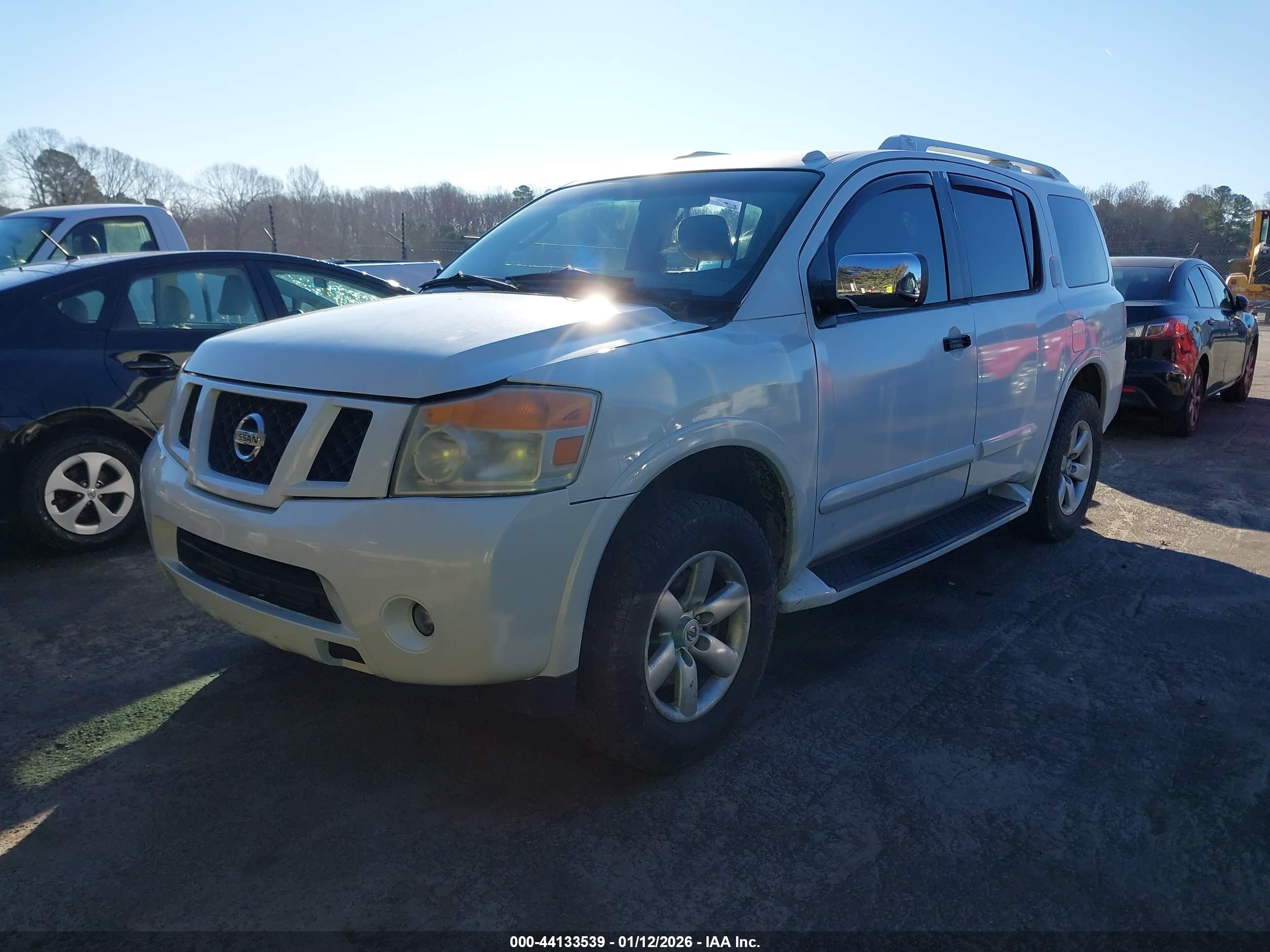 NISSAN ARMADA image 2