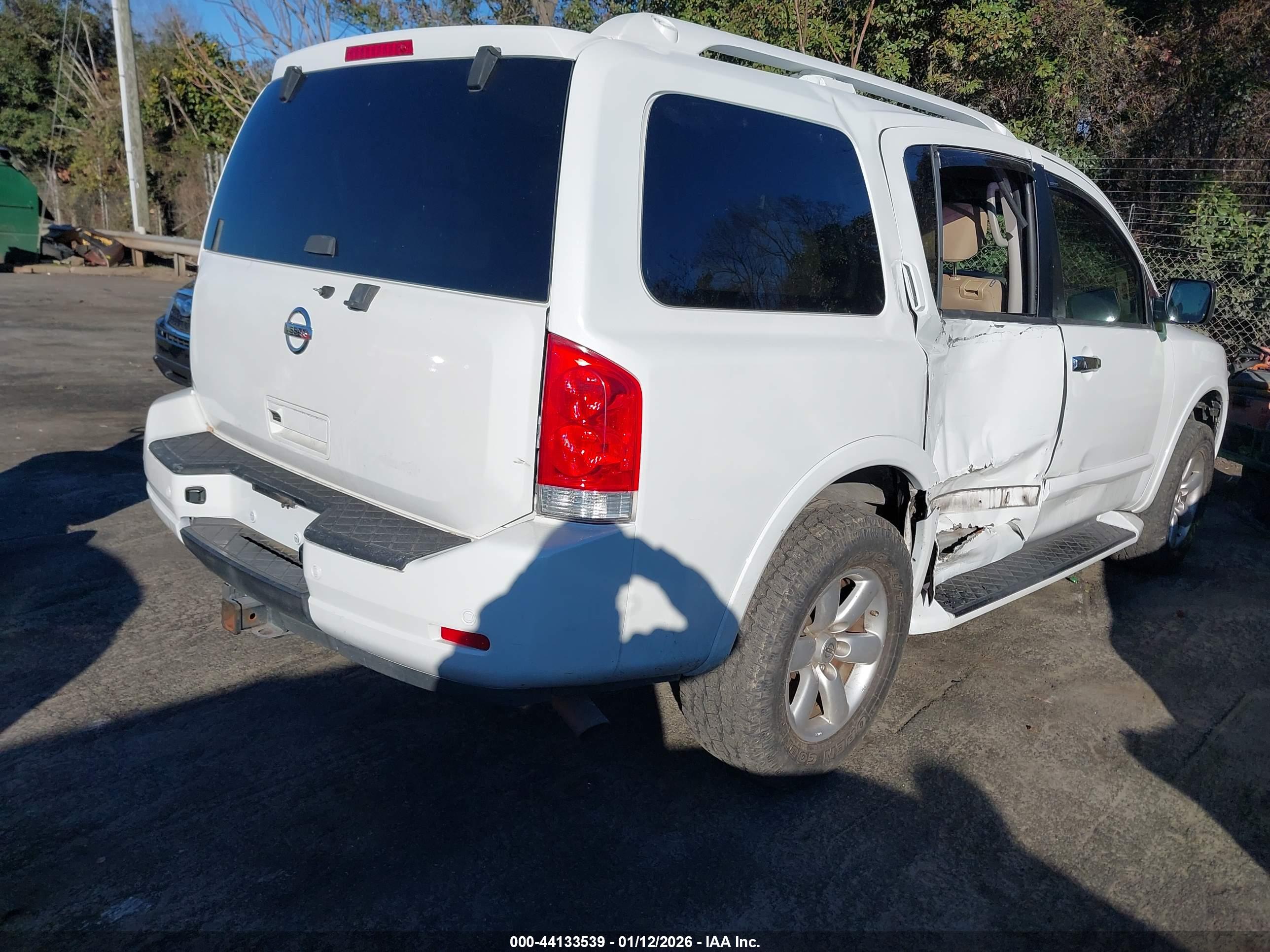 NISSAN ARMADA image 4
