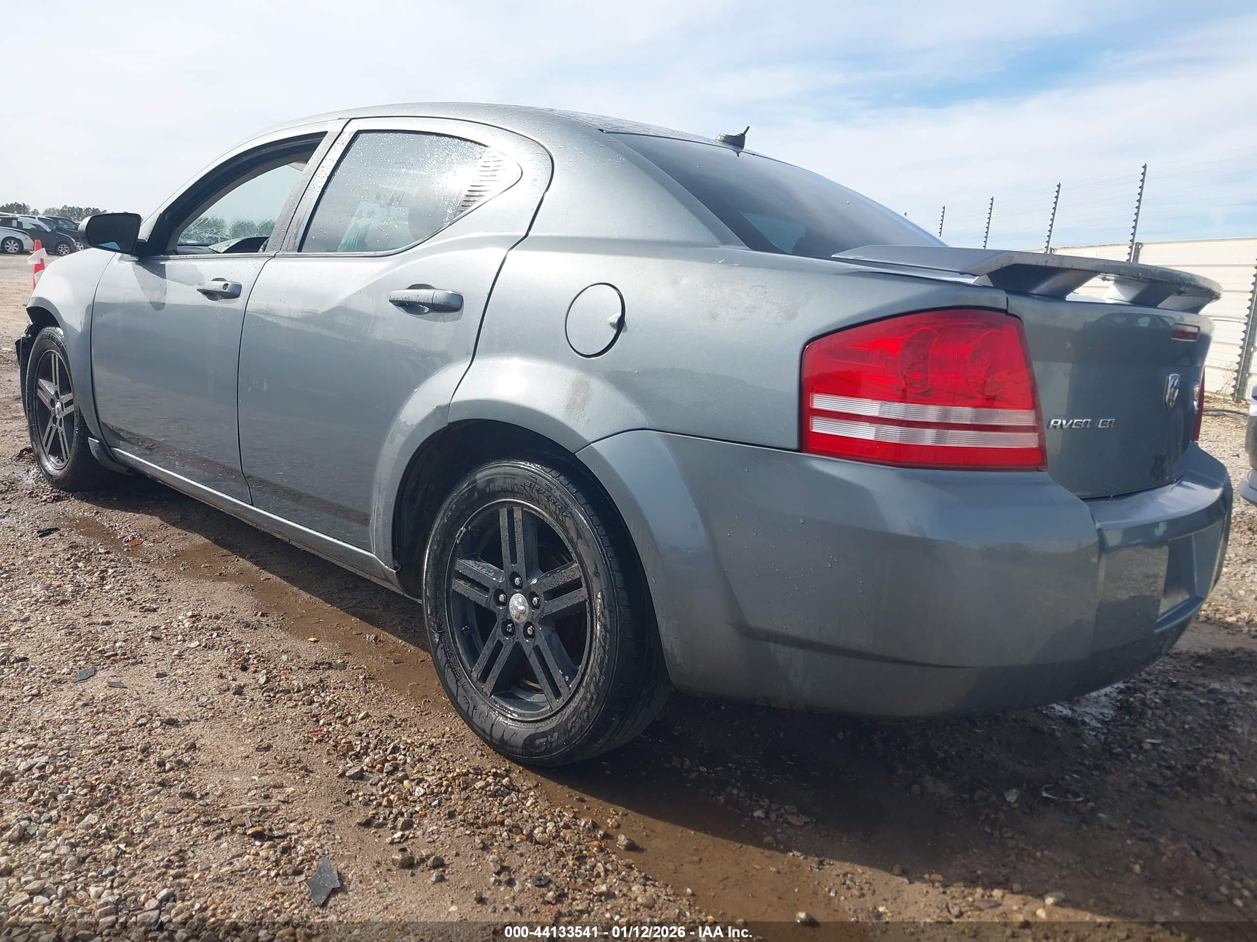 DODGE AVENGER image 3