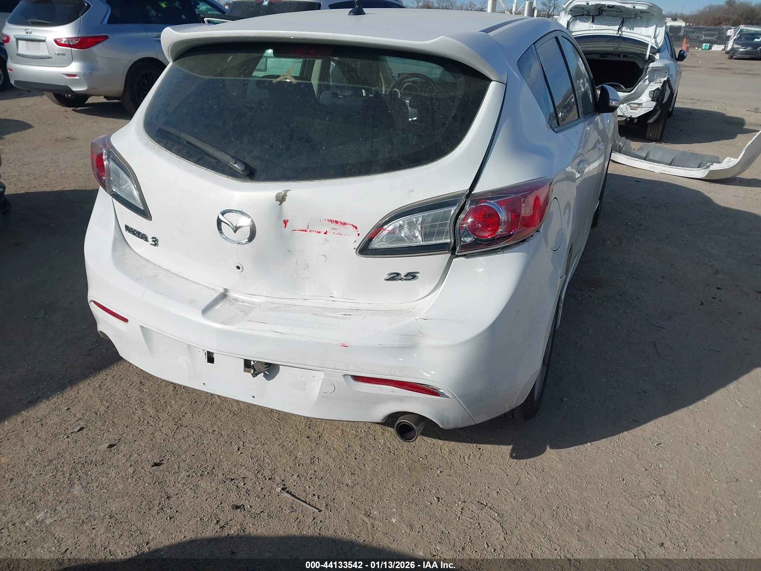 MAZDA MAZDA3 image 6