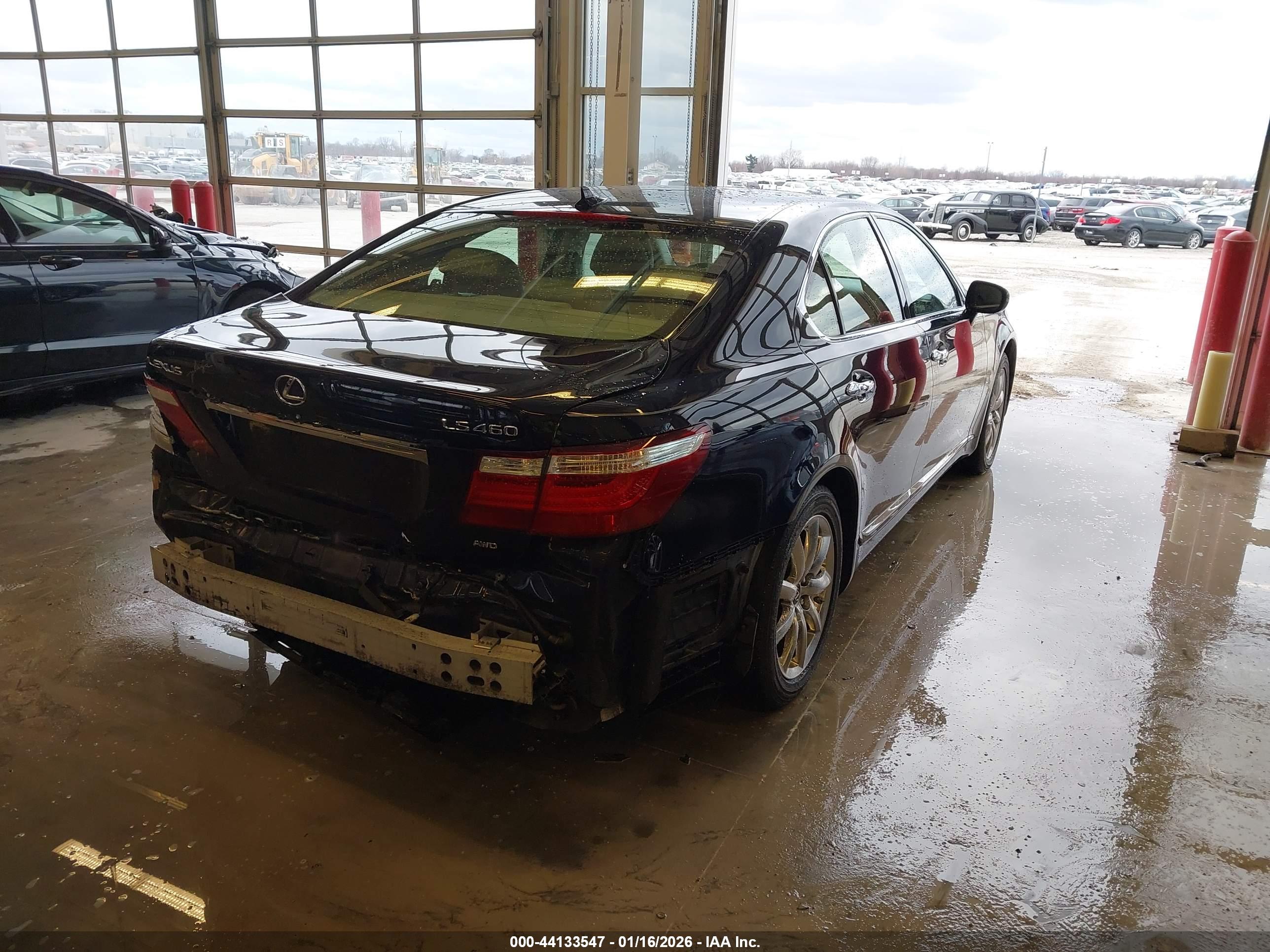 LEXUS LS image 4