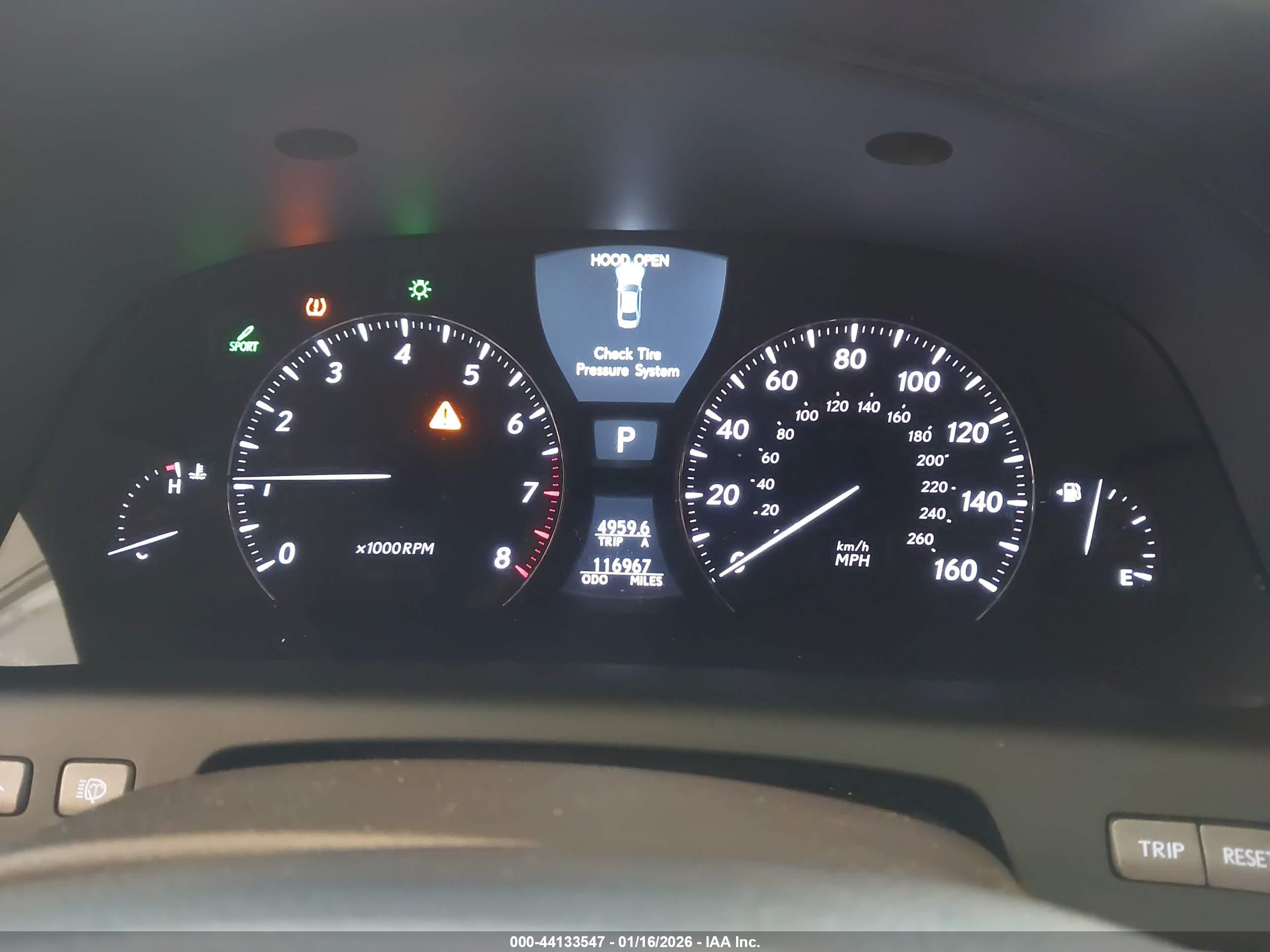 LEXUS LS image 7