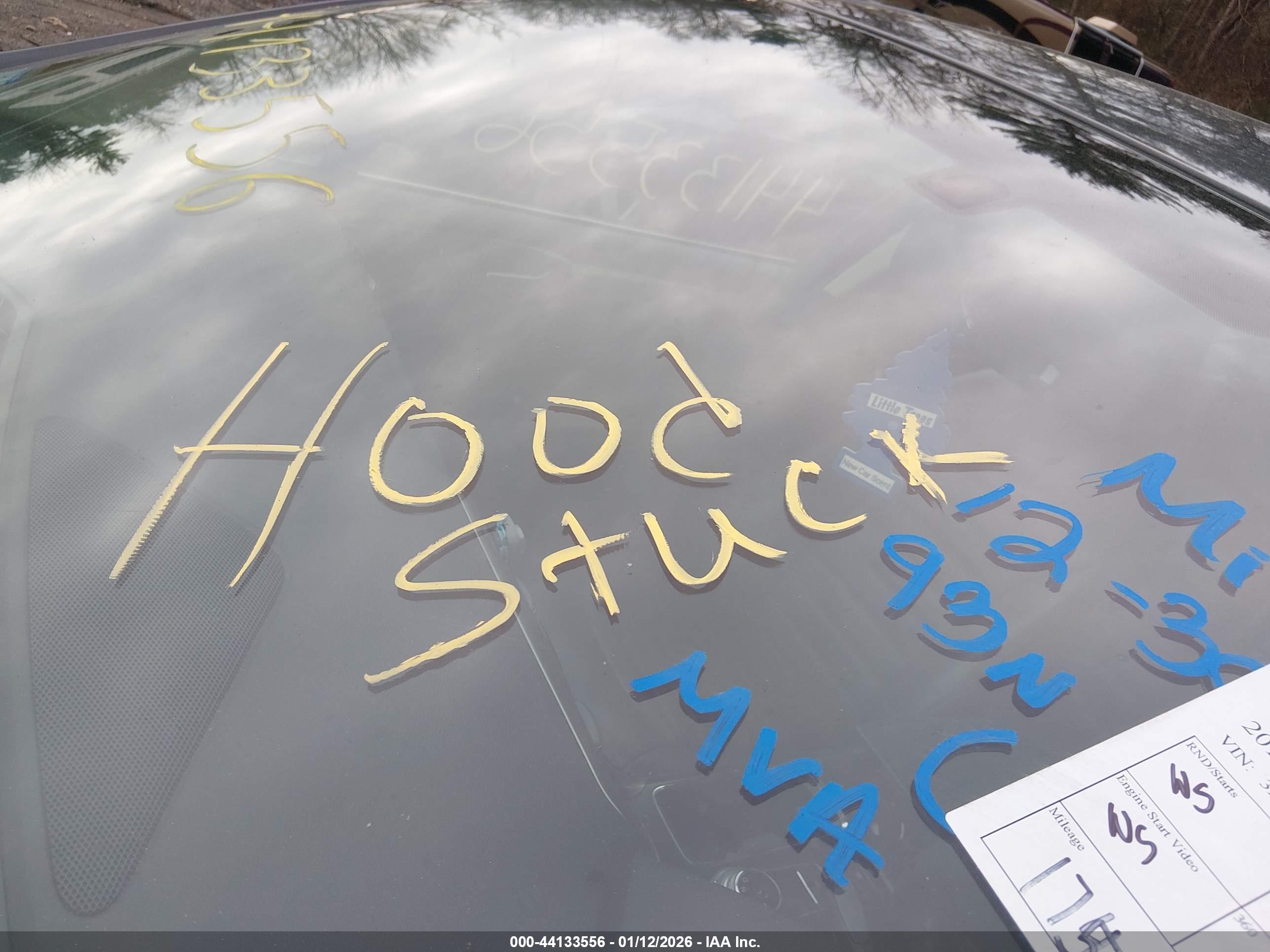 FORD FUSION image 10