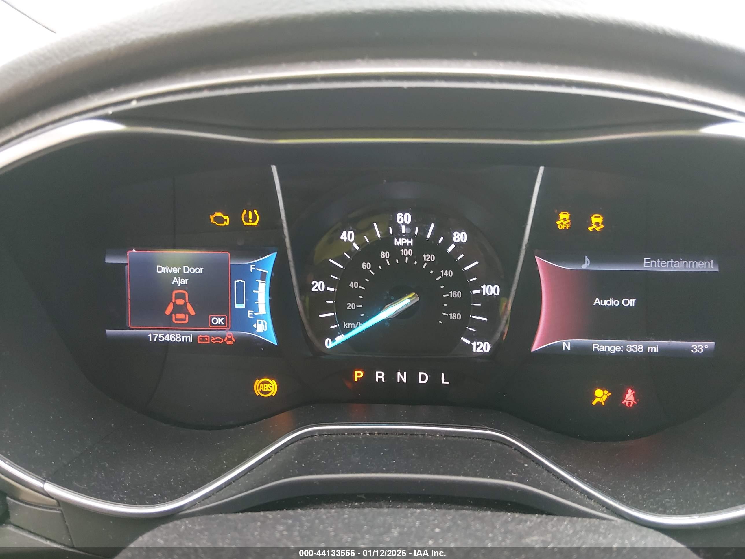 FORD FUSION image 7