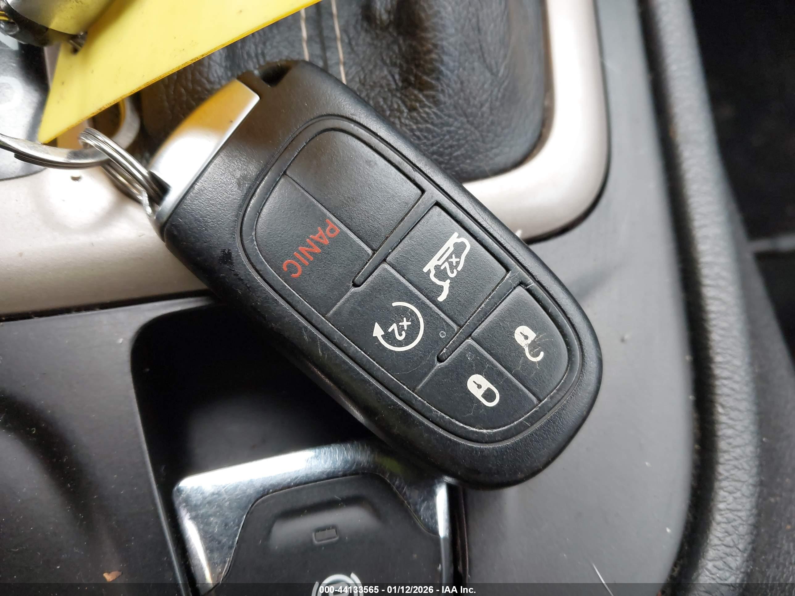 JEEP CHEROKEE image 11