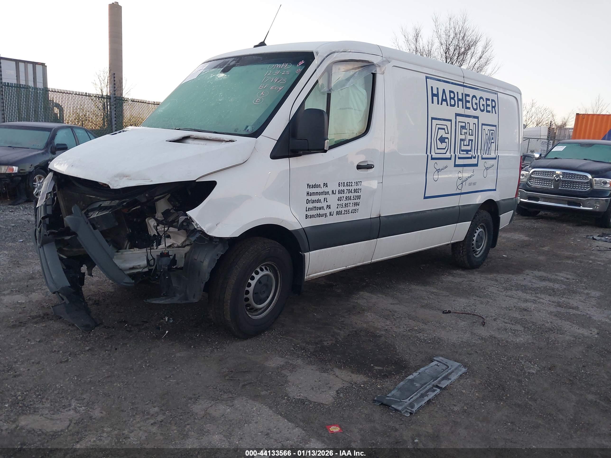MERCEDES-BENZ SPRINTER image 2
