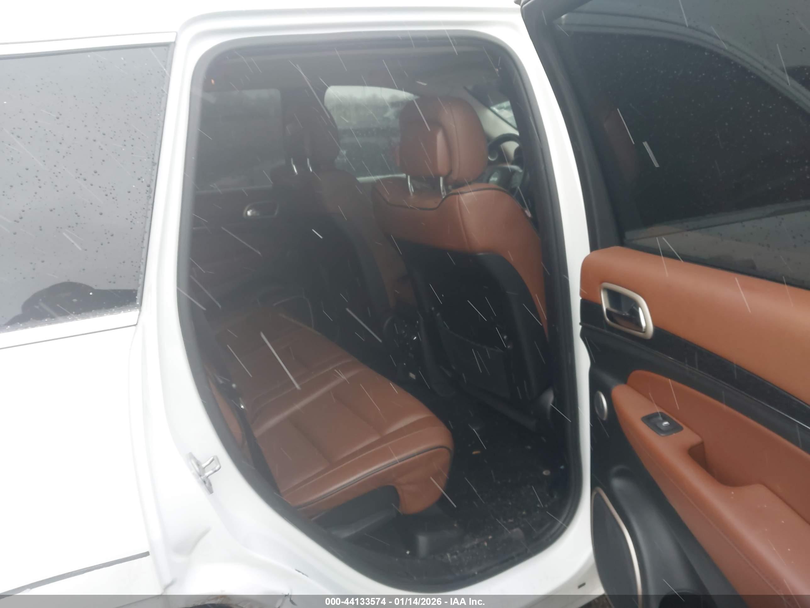 JEEP GRAND image 8