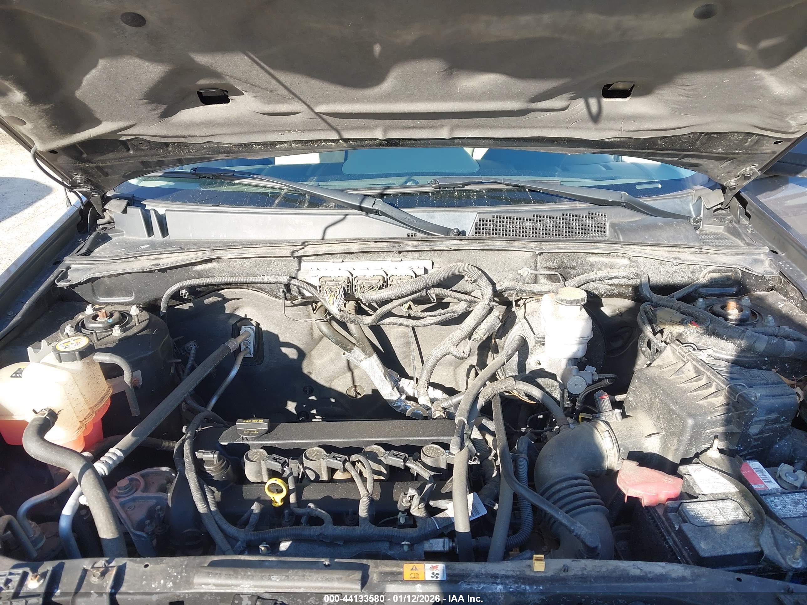 FORD ESCAPE image 10