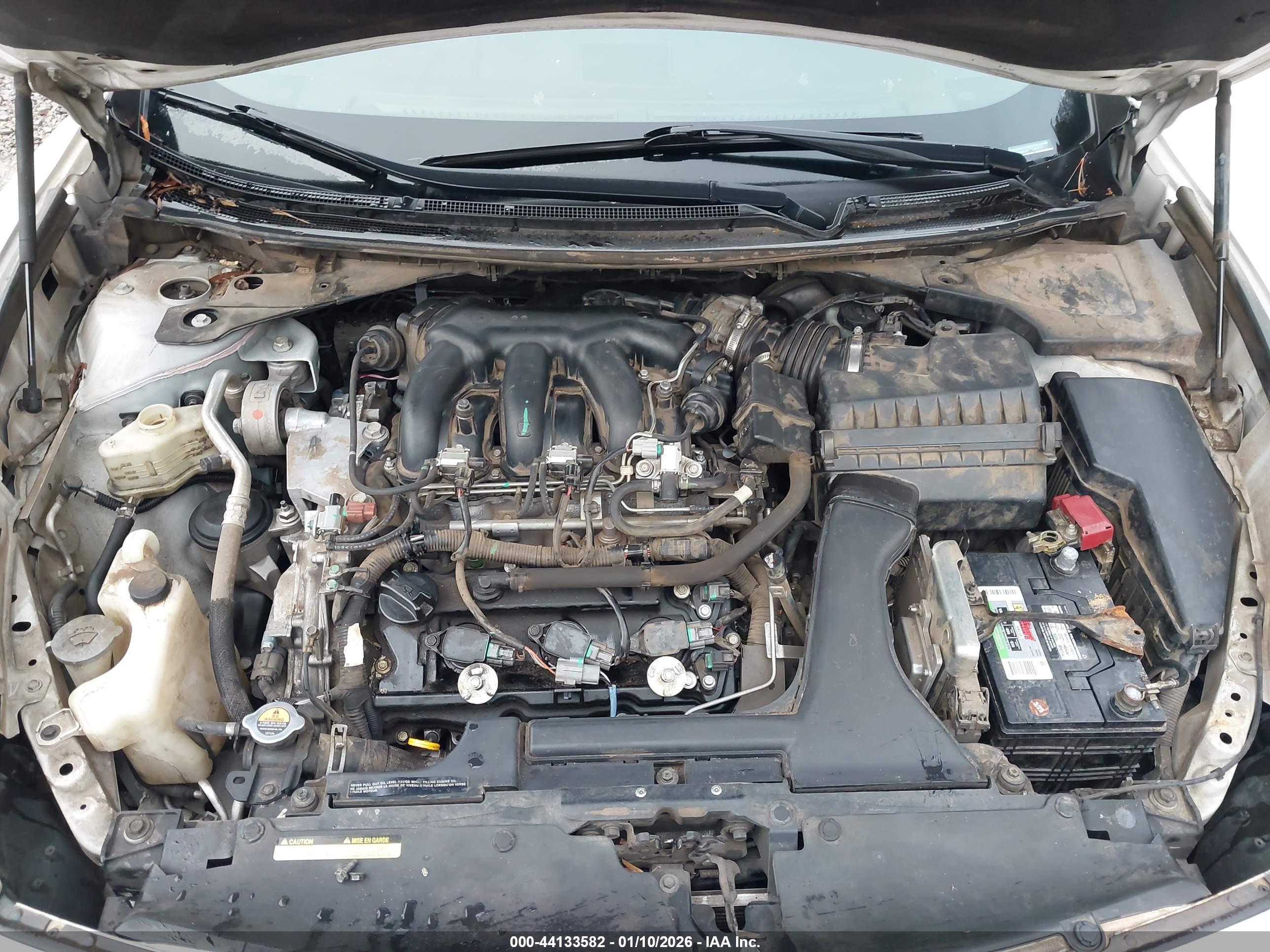 NISSAN MAXIMA image 10