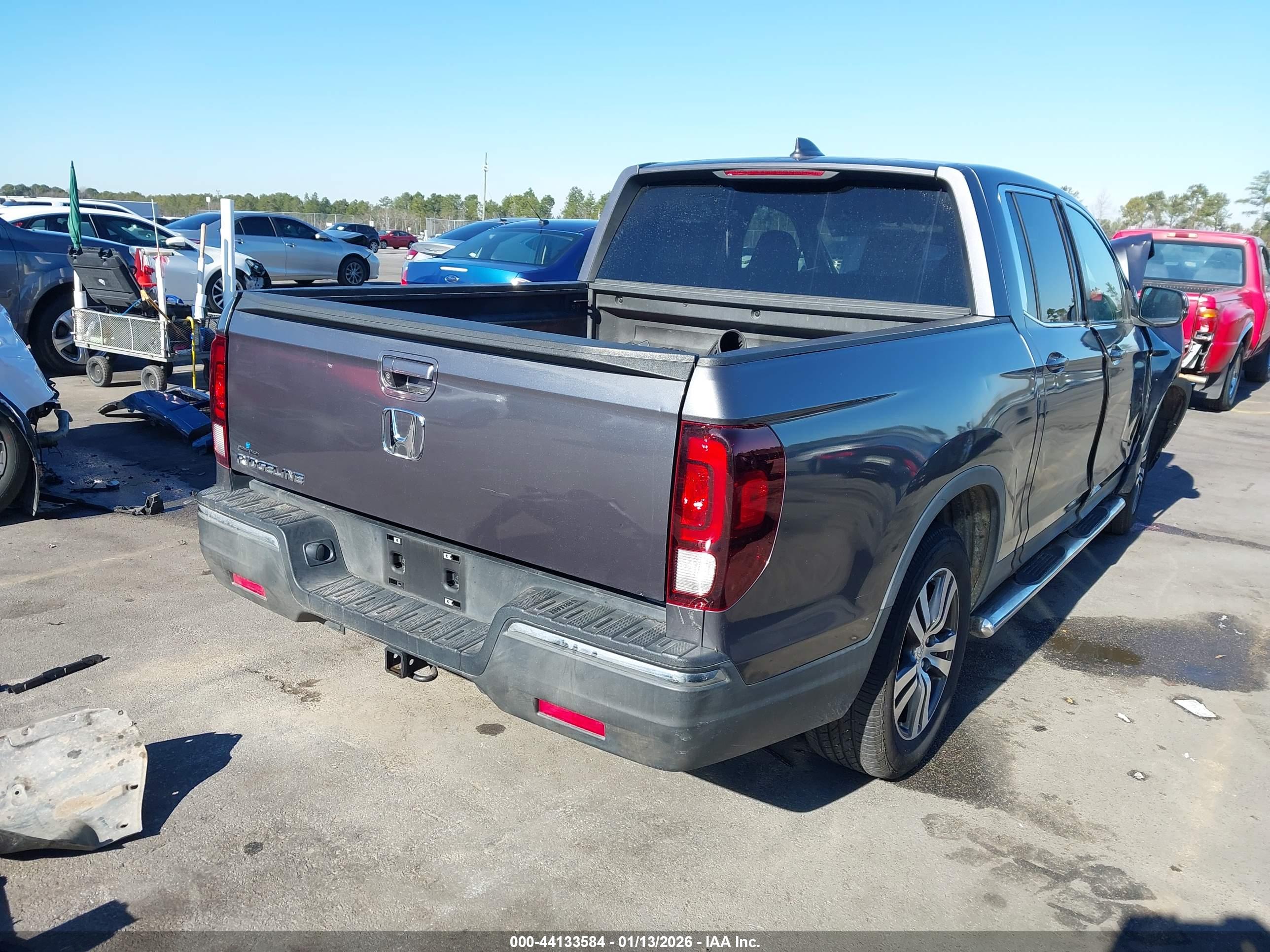 HONDA RIDGELINE image 4
