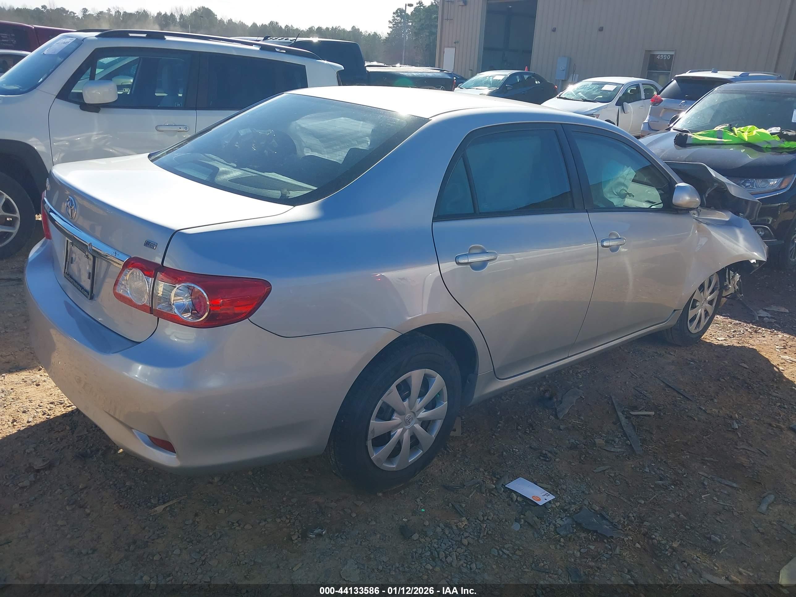 TOYOTA COROLLA image 4