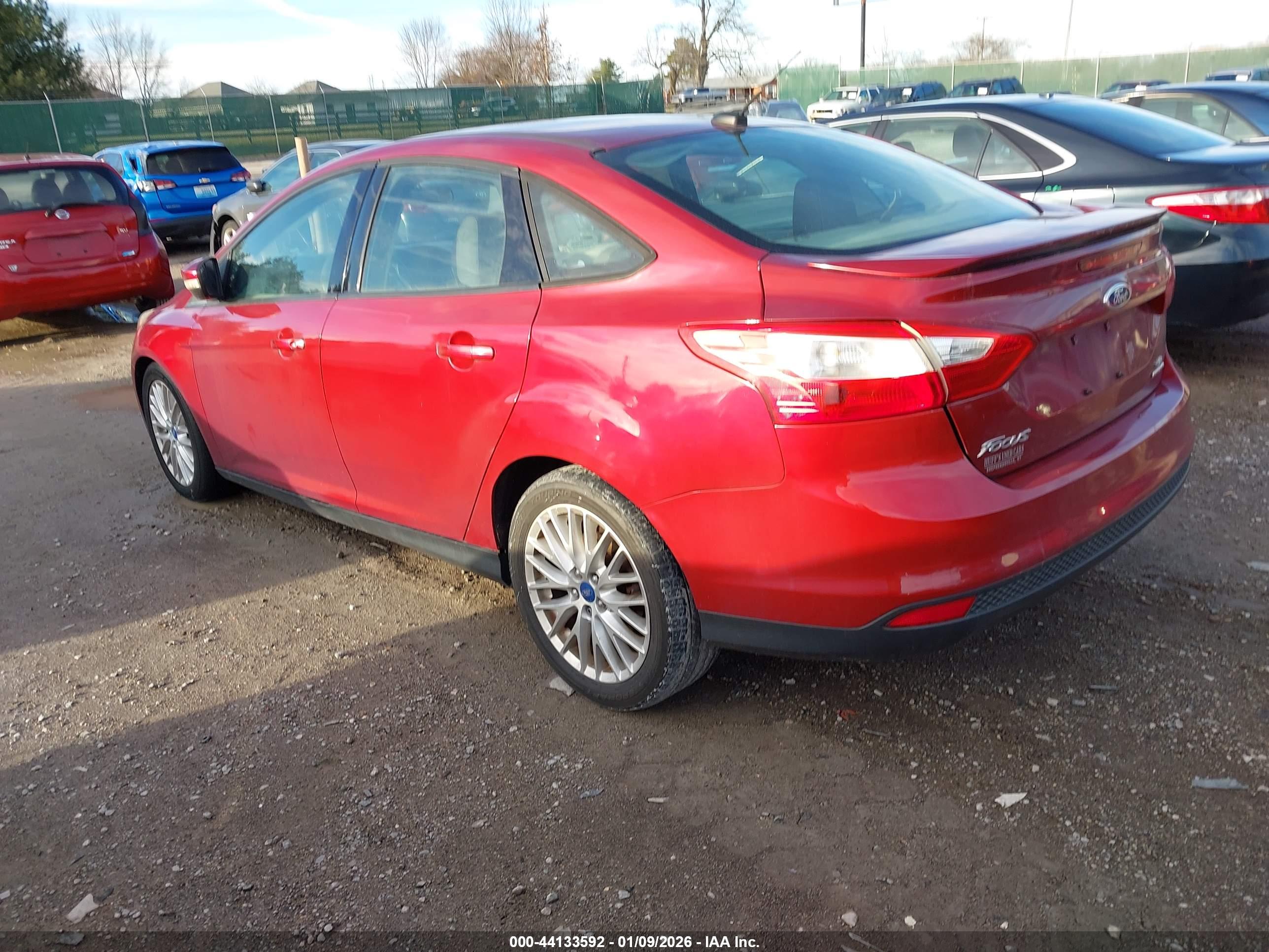 FORD FOCUS image 3