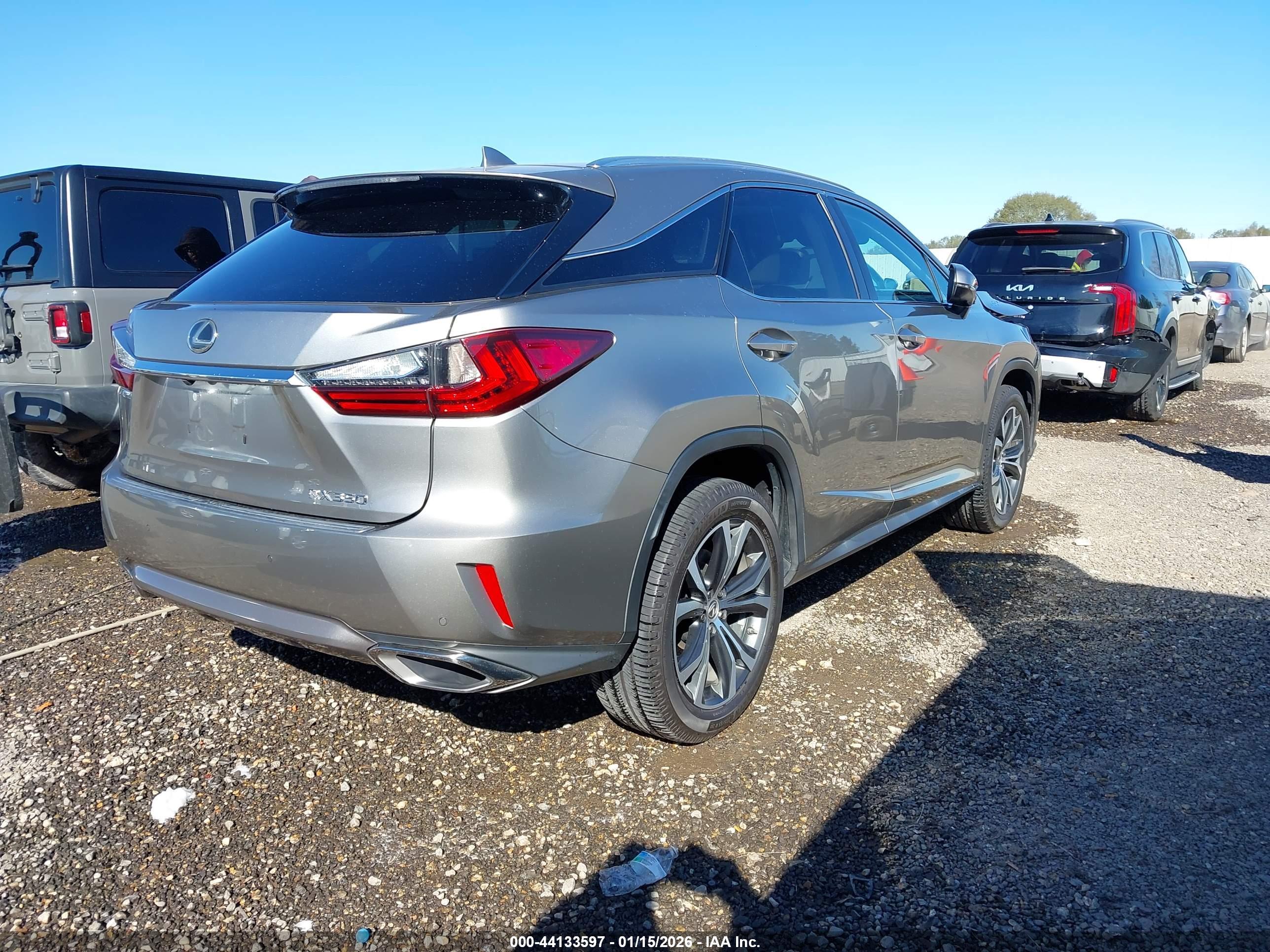 LEXUS RX image 4