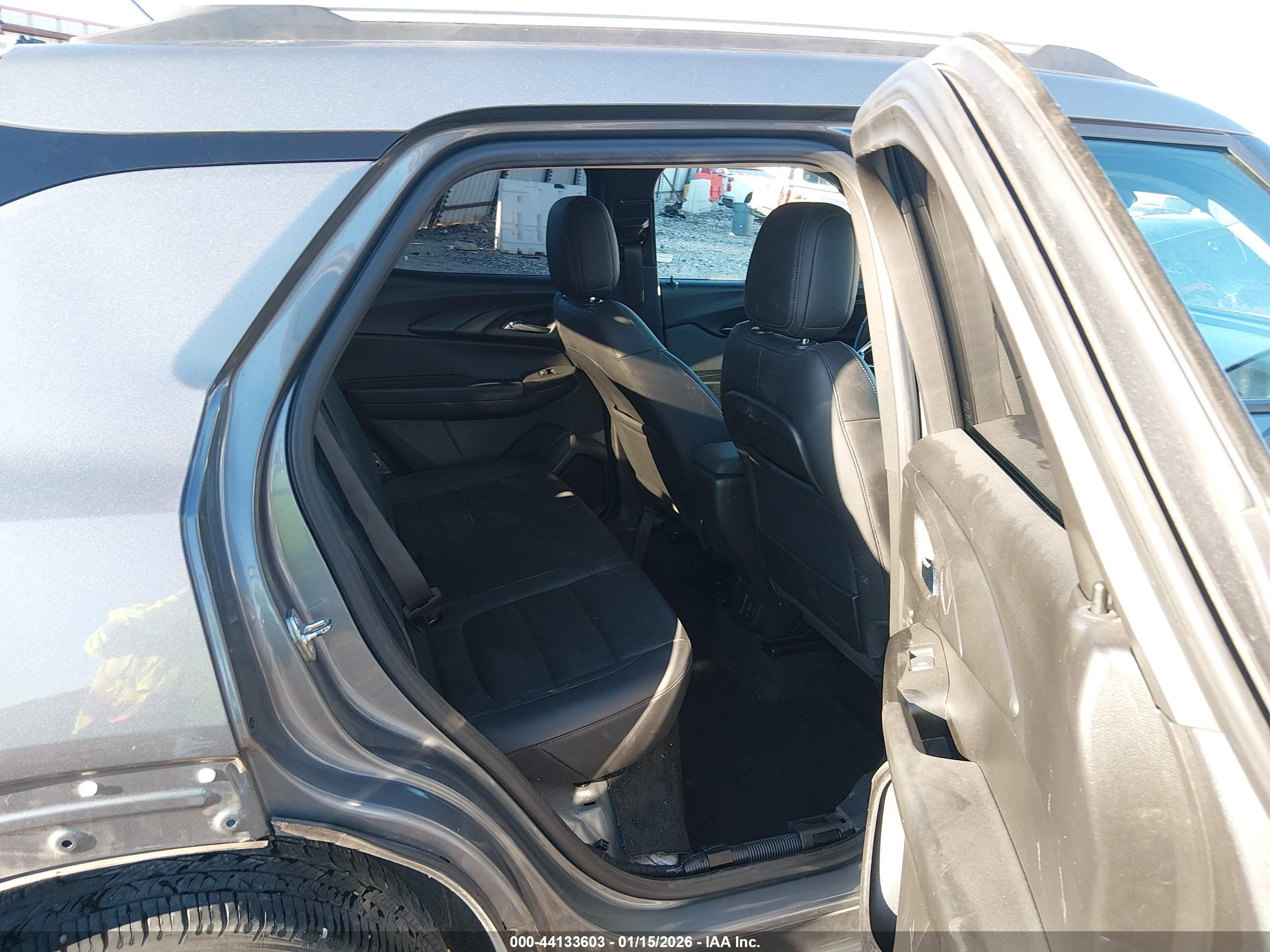 CHEVROLET TRAILBLAZER image 8
