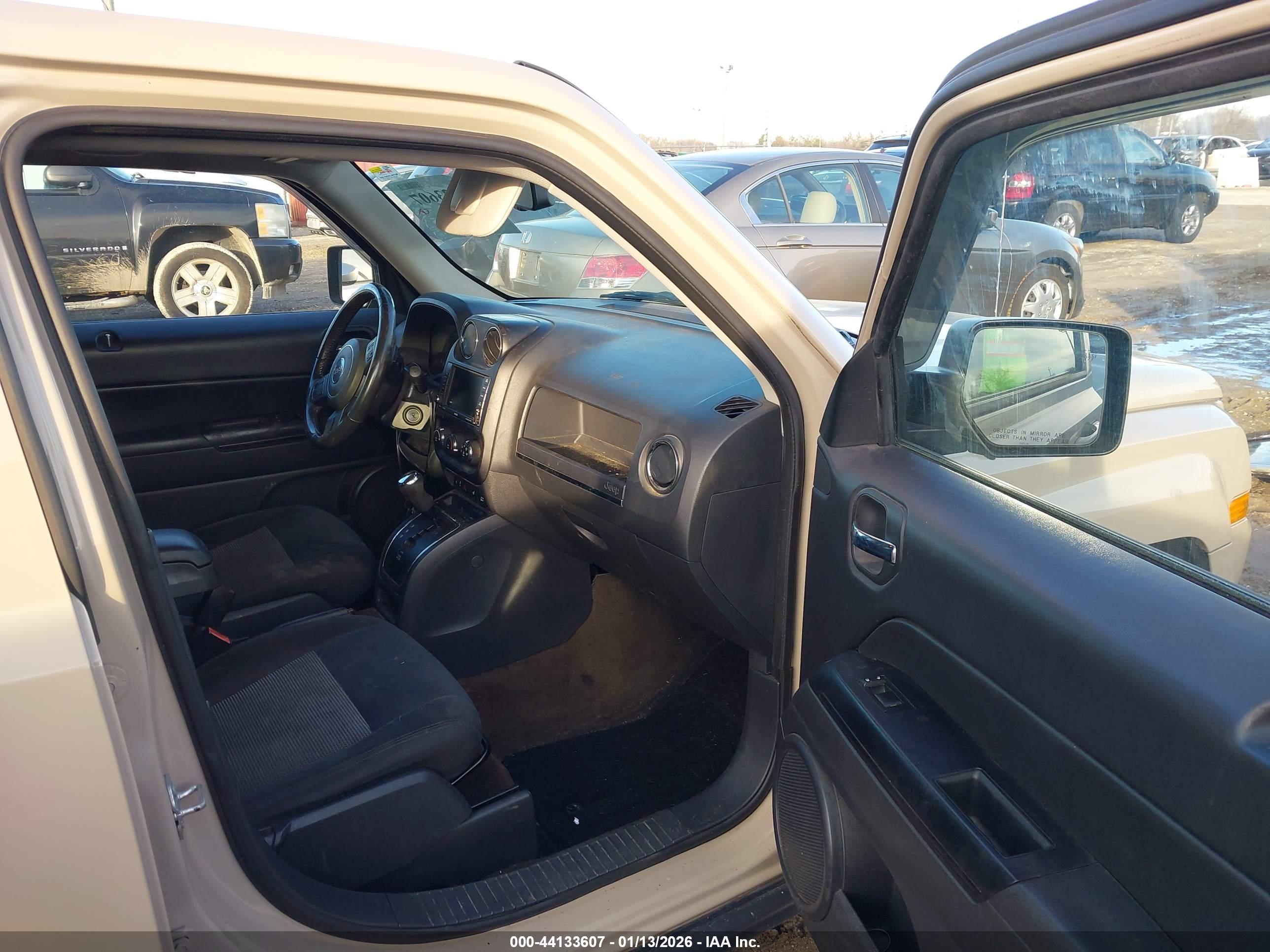 JEEP PATRIOT image 5