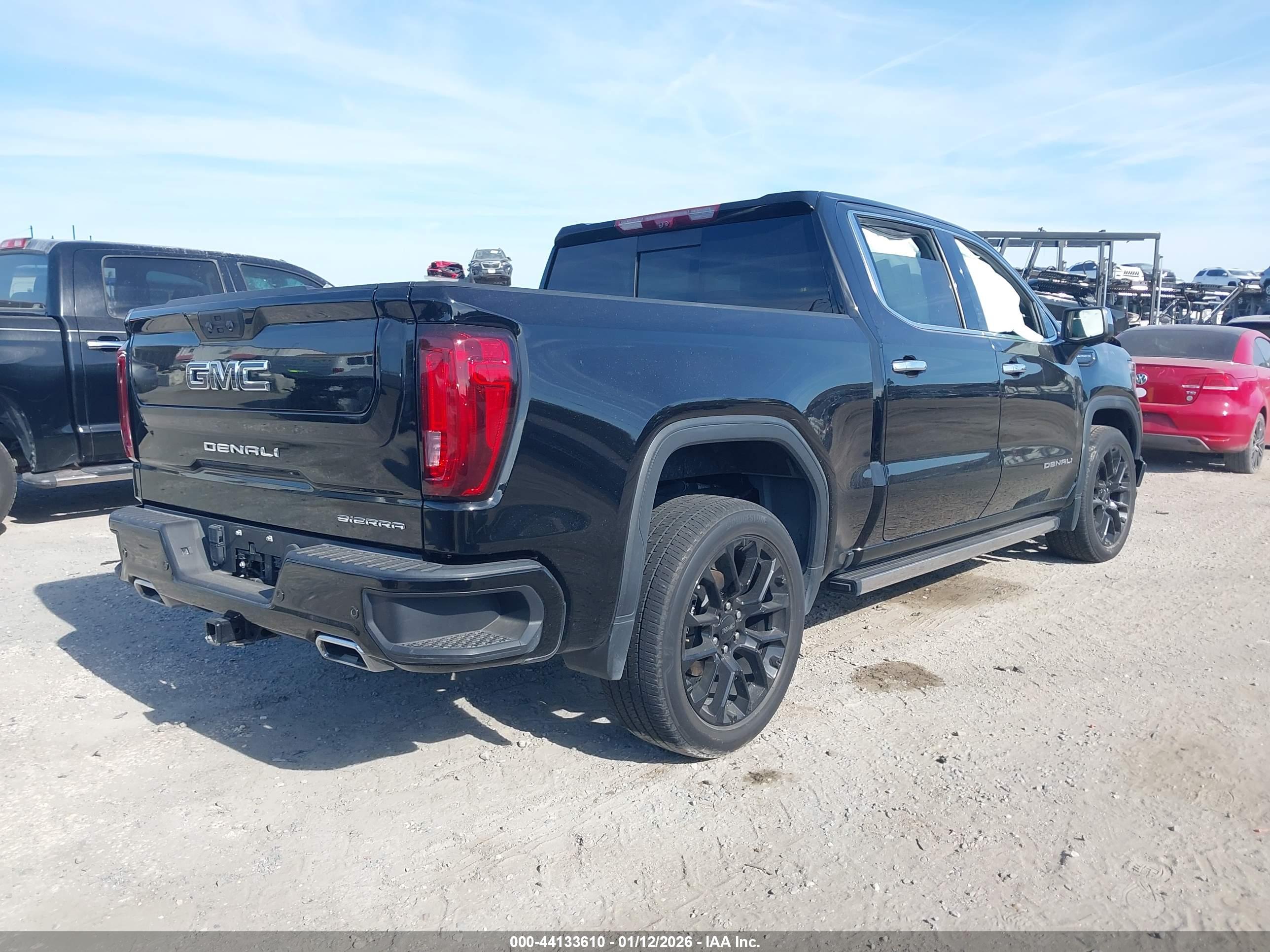 GMC SIERRA image 4