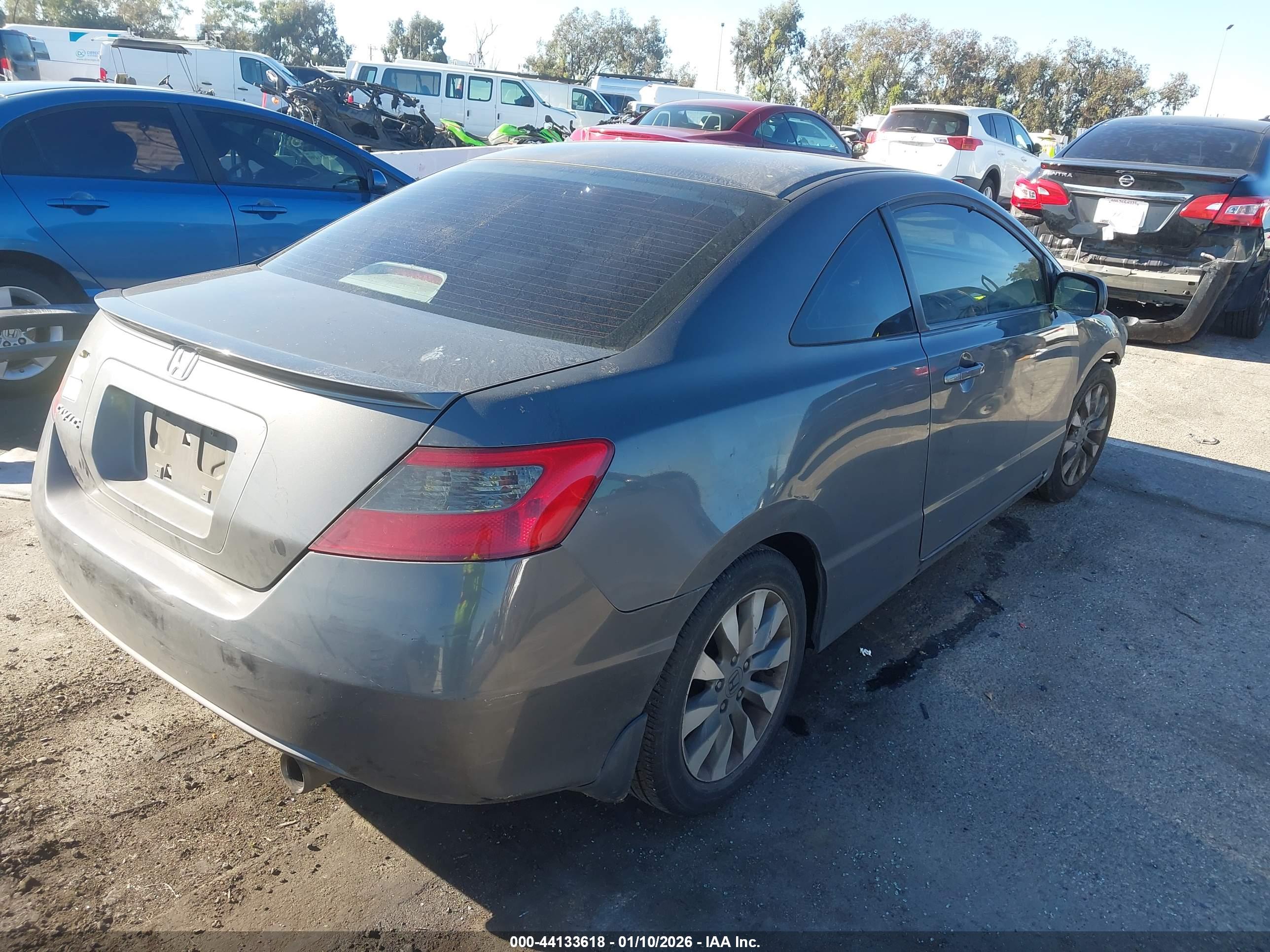 HONDA CIVIC image 4