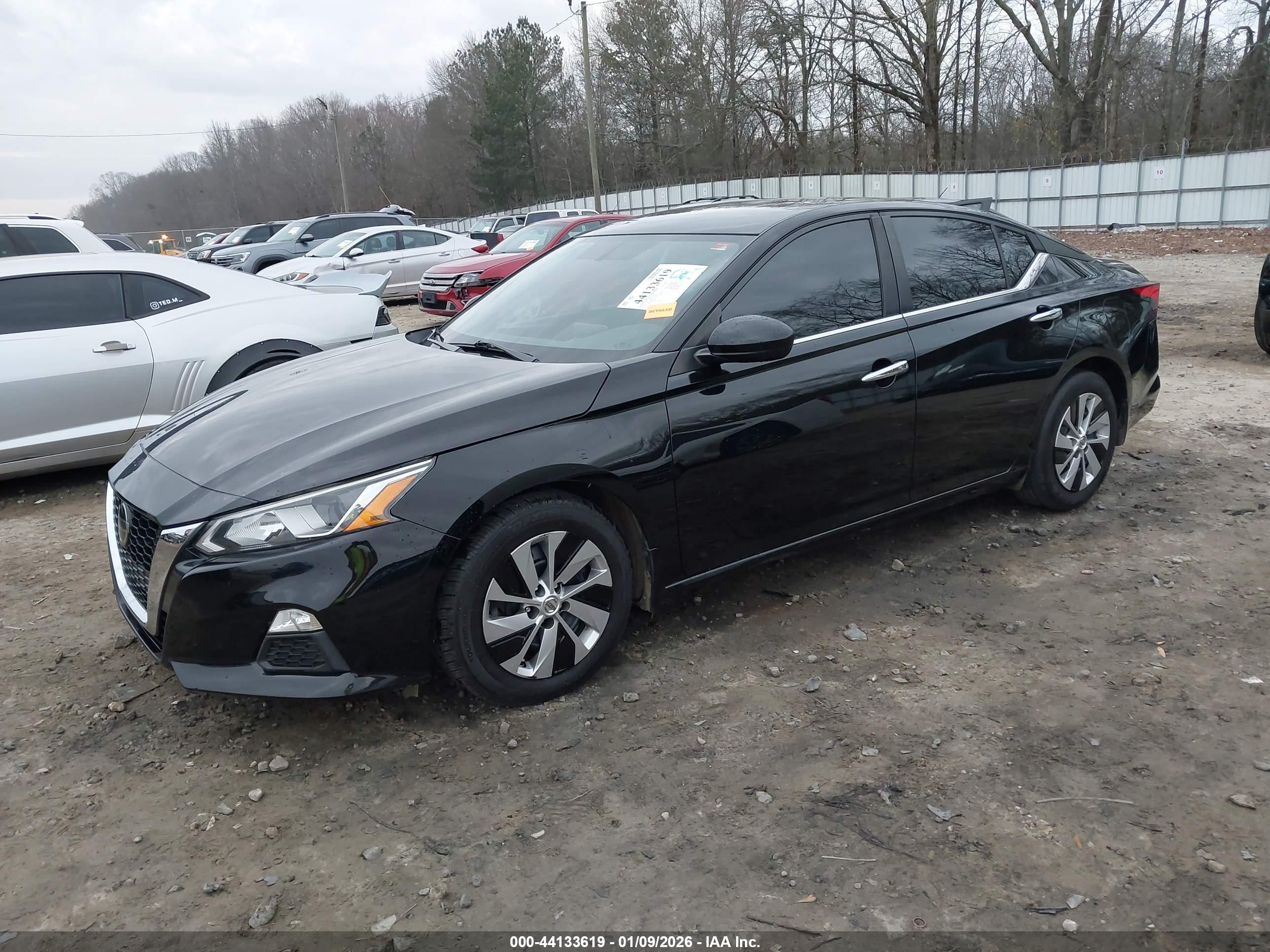 NISSAN ALTIMA image 2