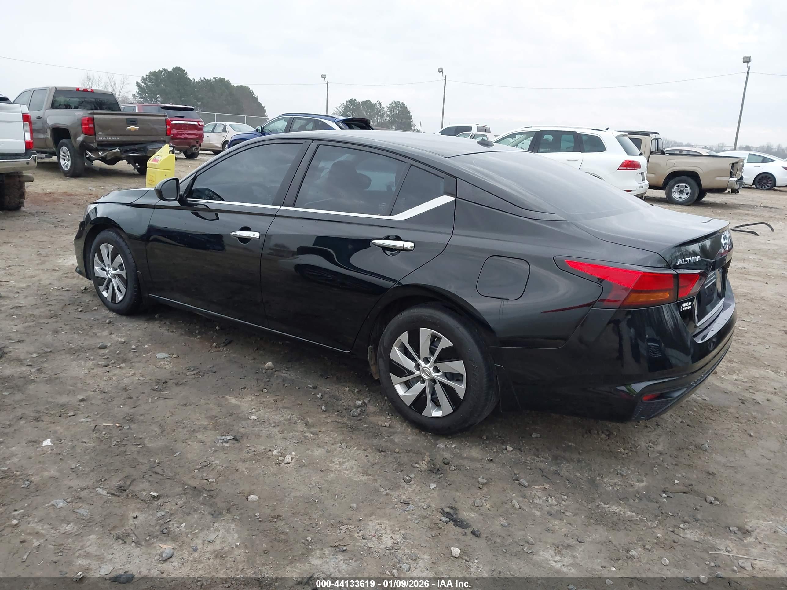 NISSAN ALTIMA image 3