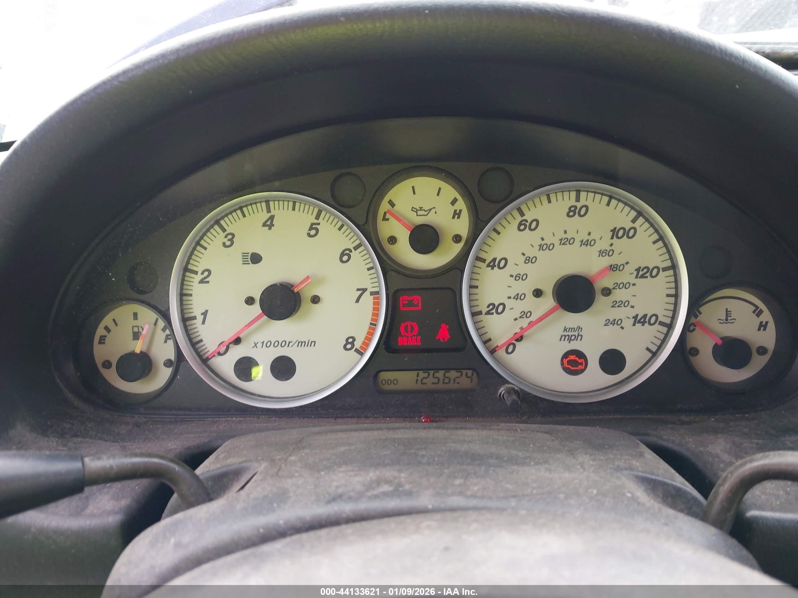 MAZDA MX-5 image 7