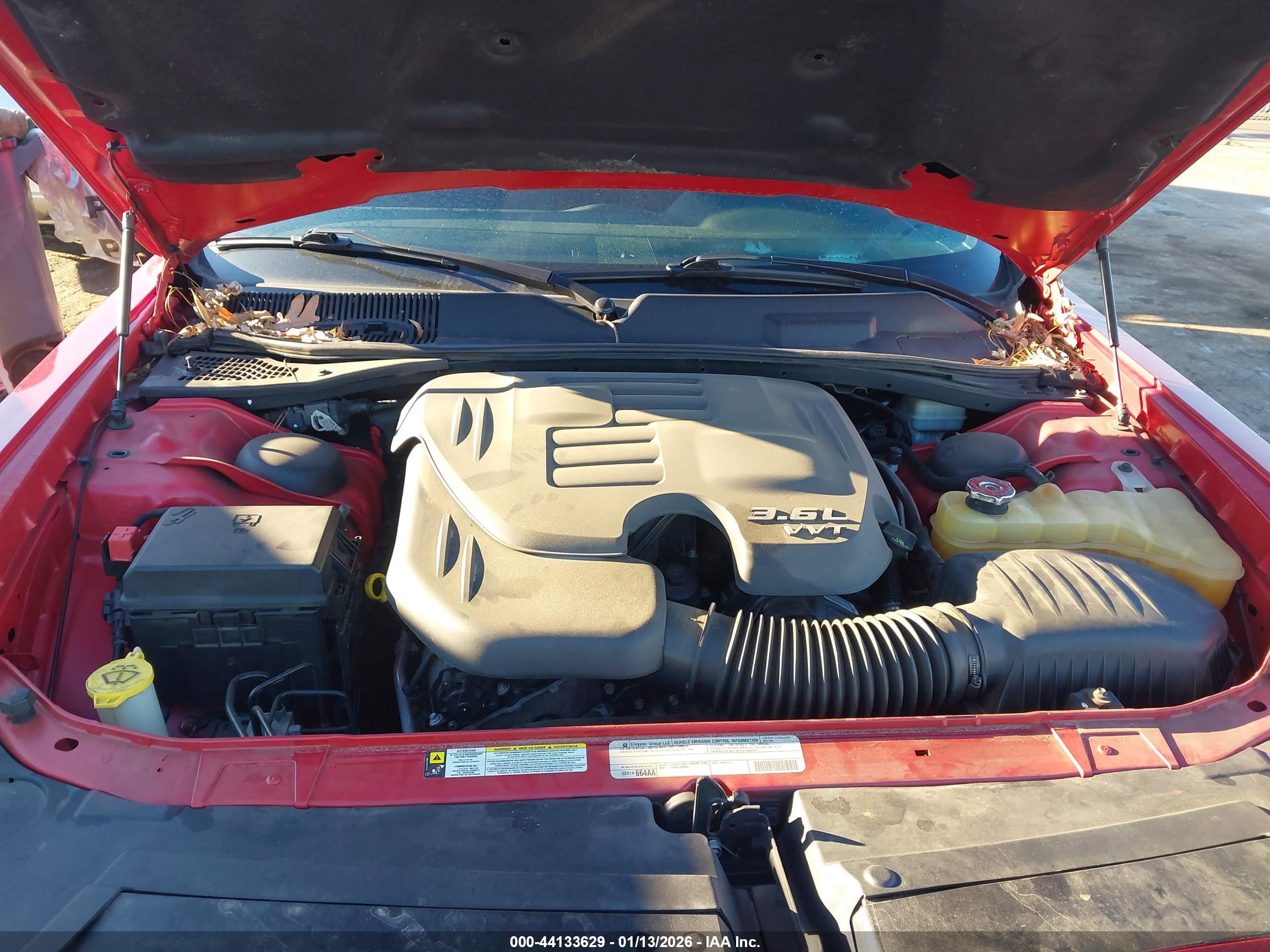 DODGE CHALLENGER image 10